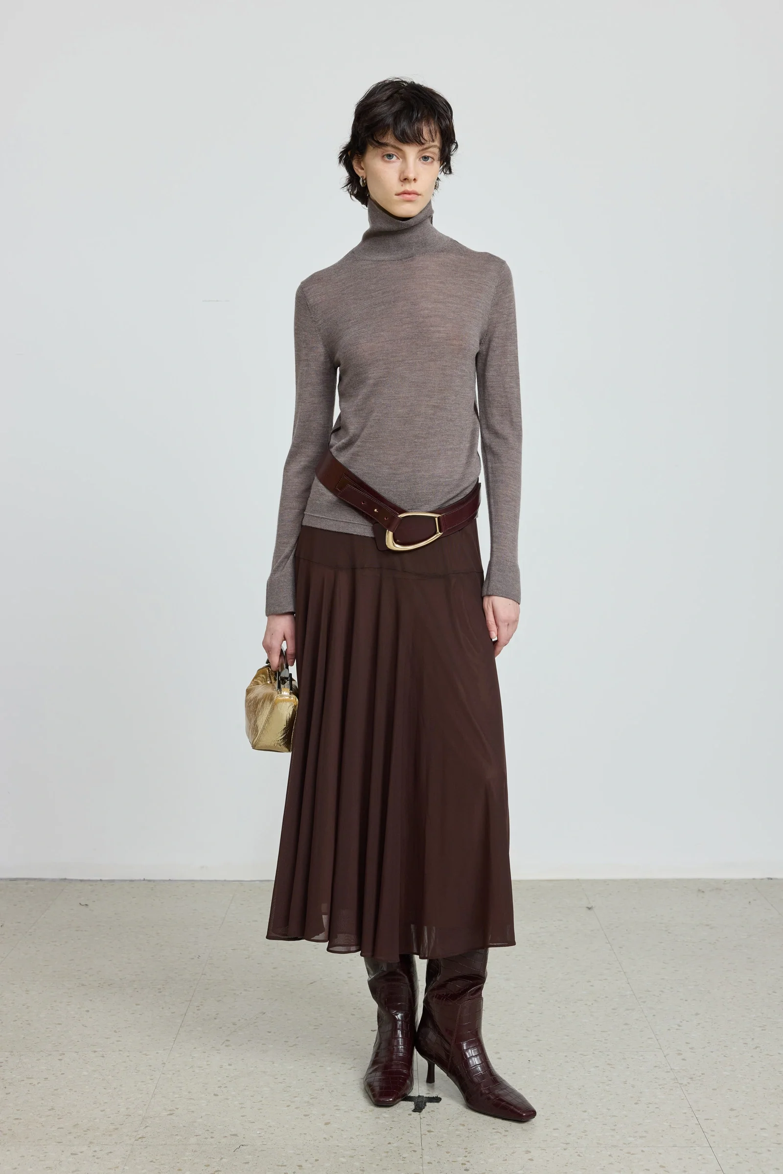 100% Wool Reversible Turtleneck - Image 4