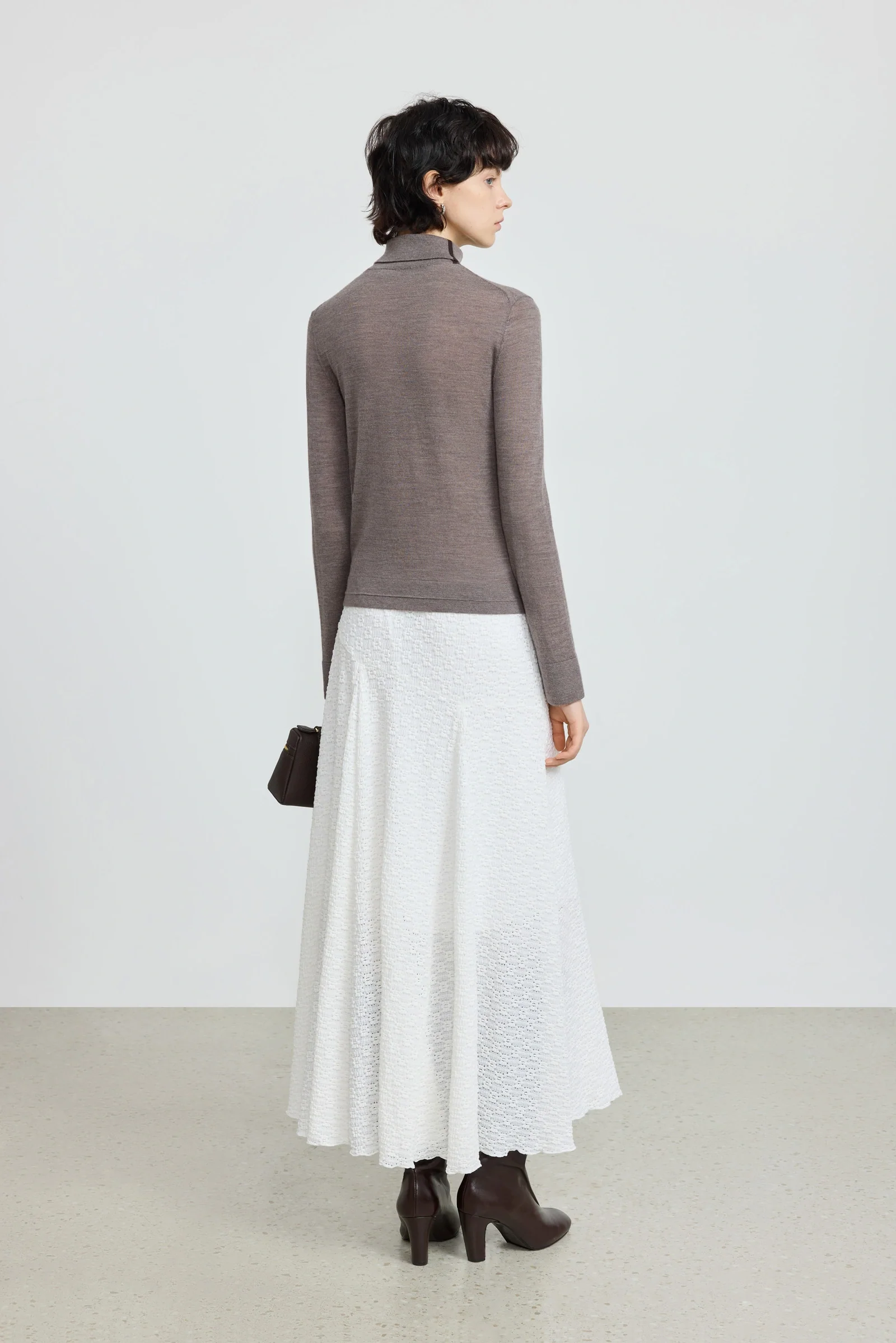 100% Wool Reversible Turtleneck - Image 5