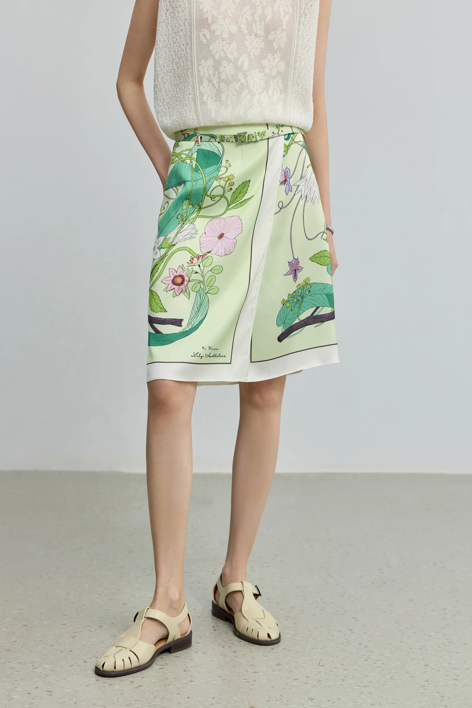 [ART] LILY Artistic Print Midi Skirt - Image 4