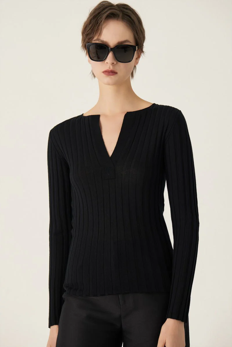 Elsy V-neck Knit - Image 7