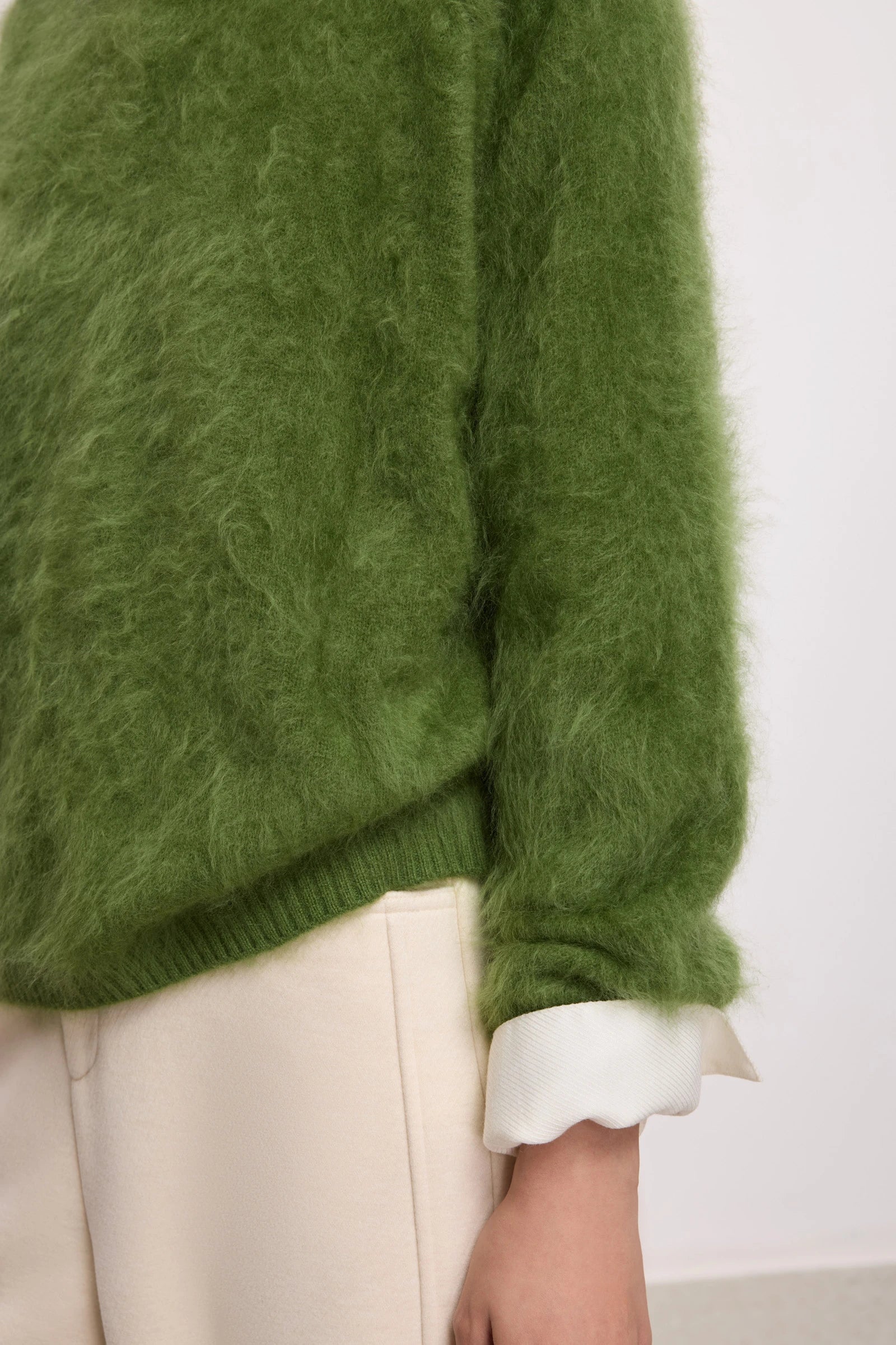 LILY 100% Merino Wool Crewneck Sweater - Image 8