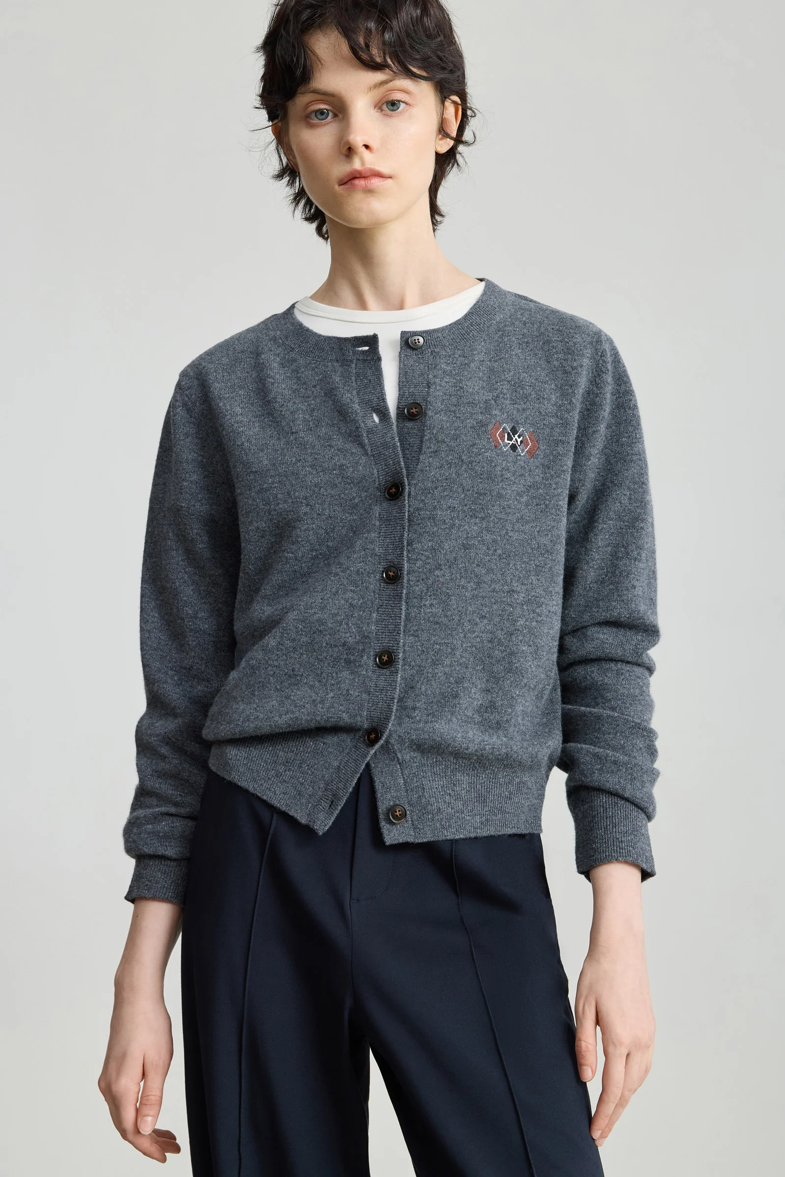 LILY 100% Wool Embroidered Cardigan - Image 4