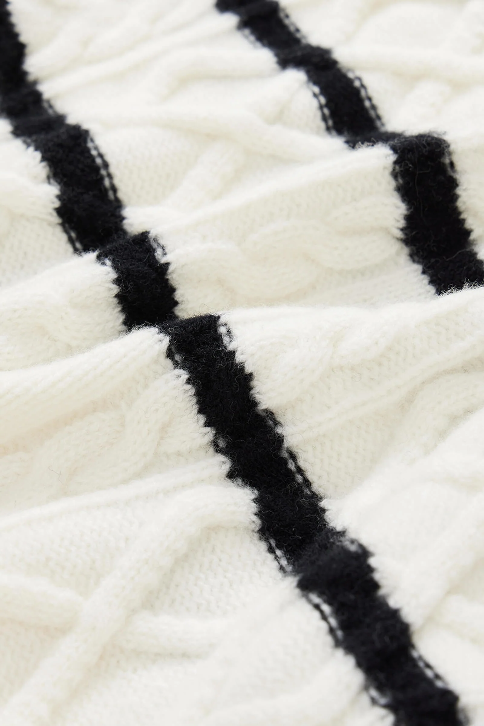 LILY Beautiful Merino Wool Knit Sweater - Image 9