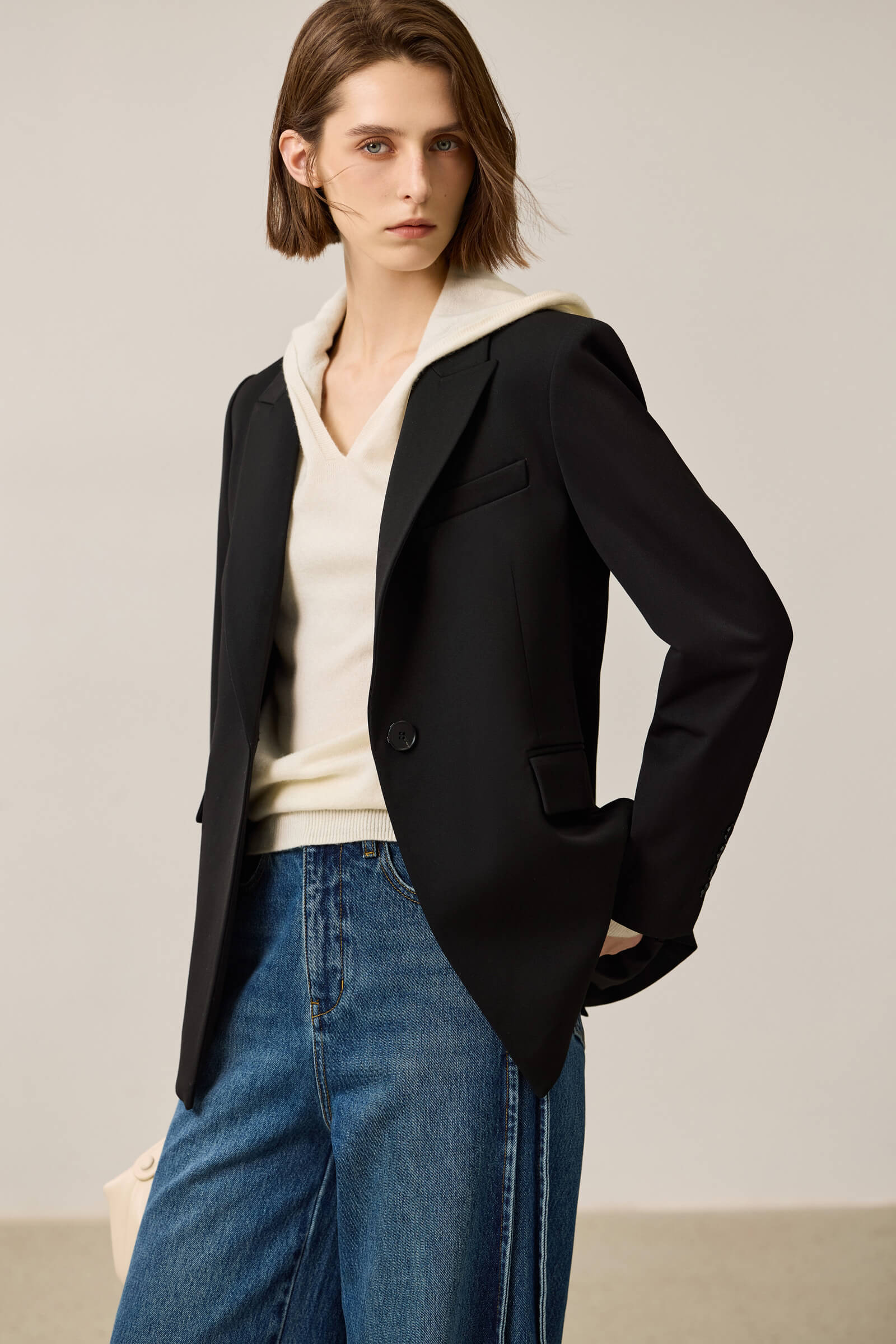 LILY Broad Shoulder Versatile Black Blazer - Image 8