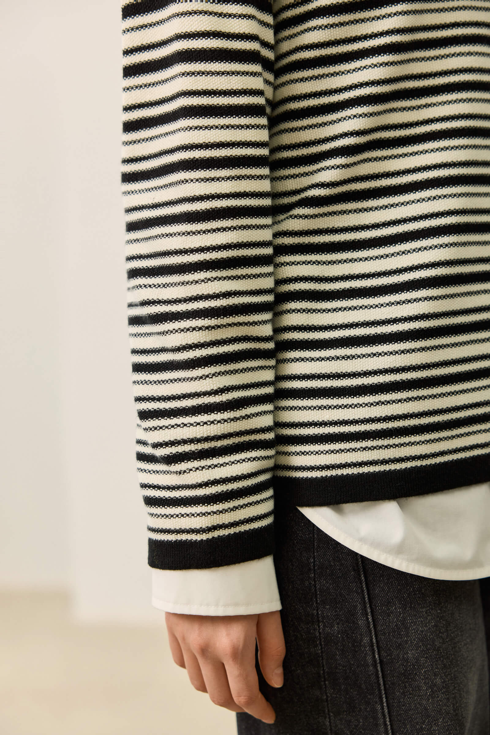 LILY Color-Block Fine Stripe Sweater - Image 8