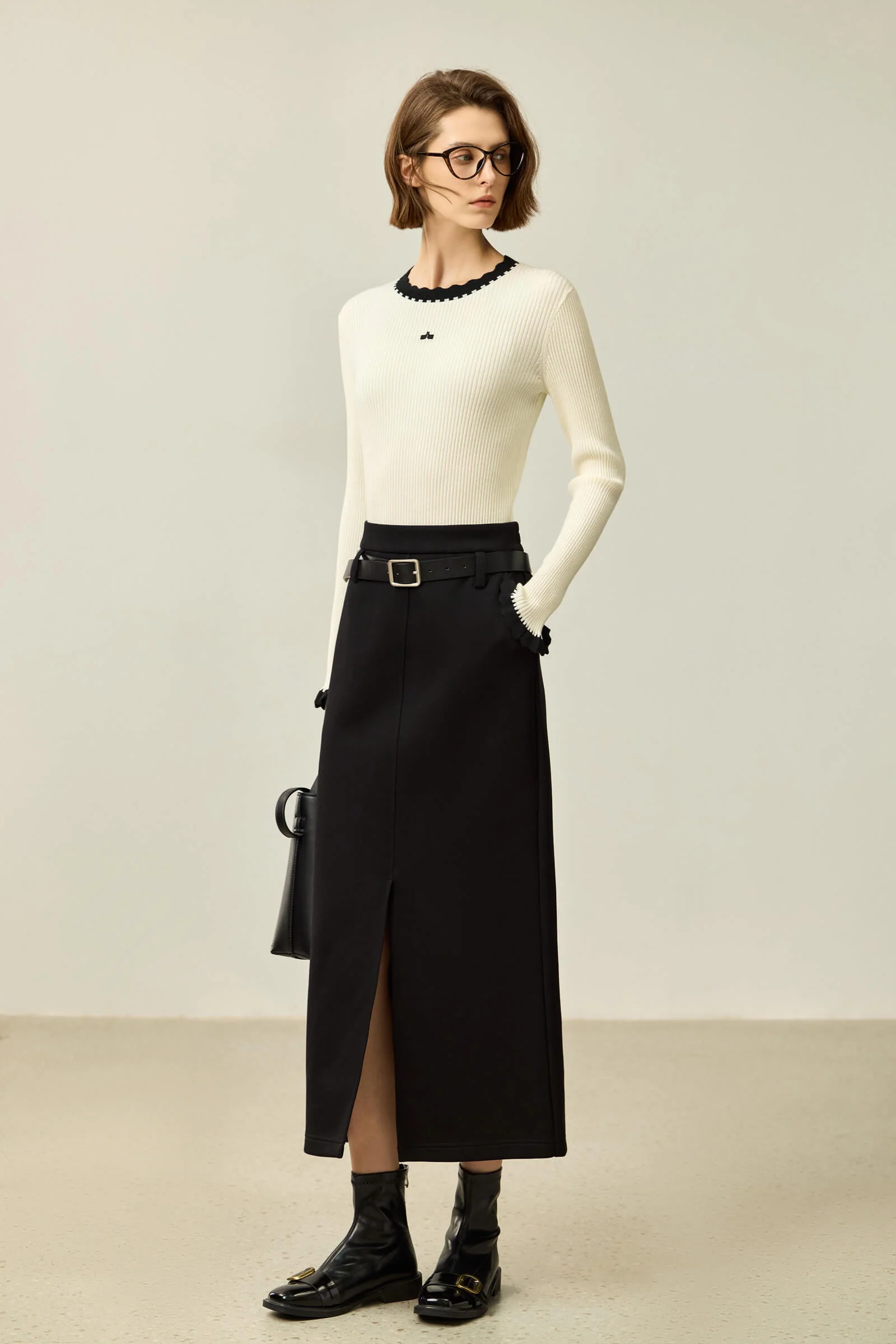 LILY Color-Block Ruffle Collar Fitted Sweater - Image 10