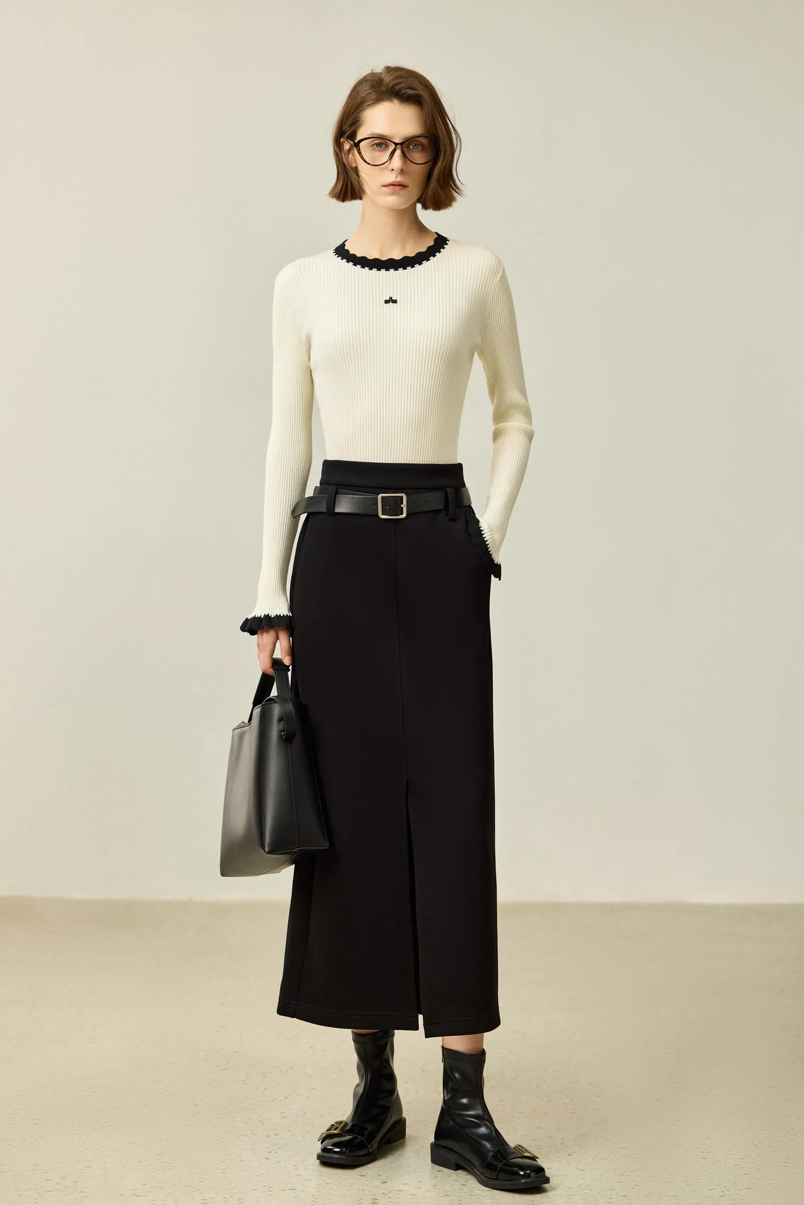 LILY Color-Block Ruffle Collar Fitted Sweater - Image 9