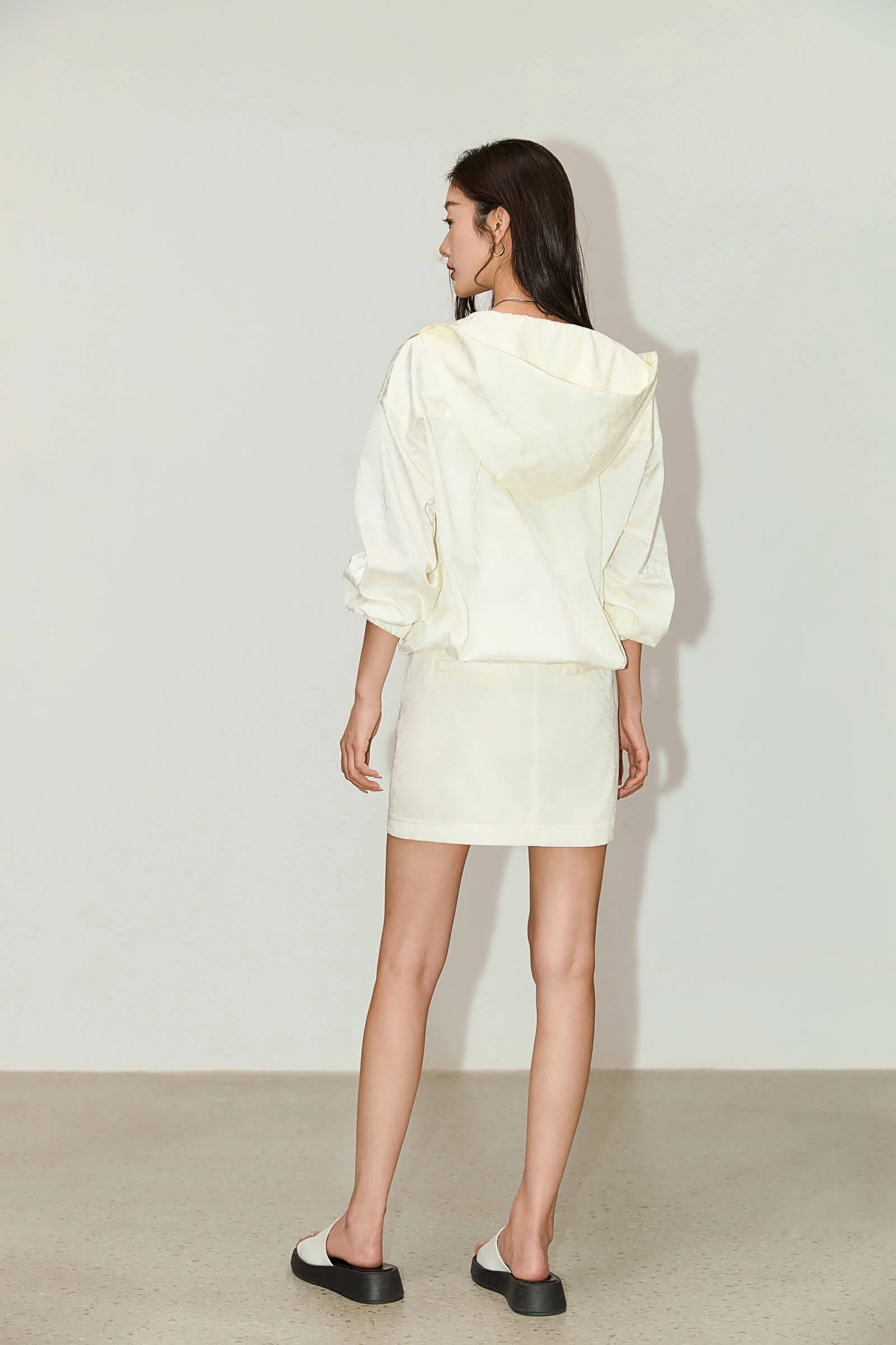 LILY Commuter Ultra-Short Skirt - Image 10