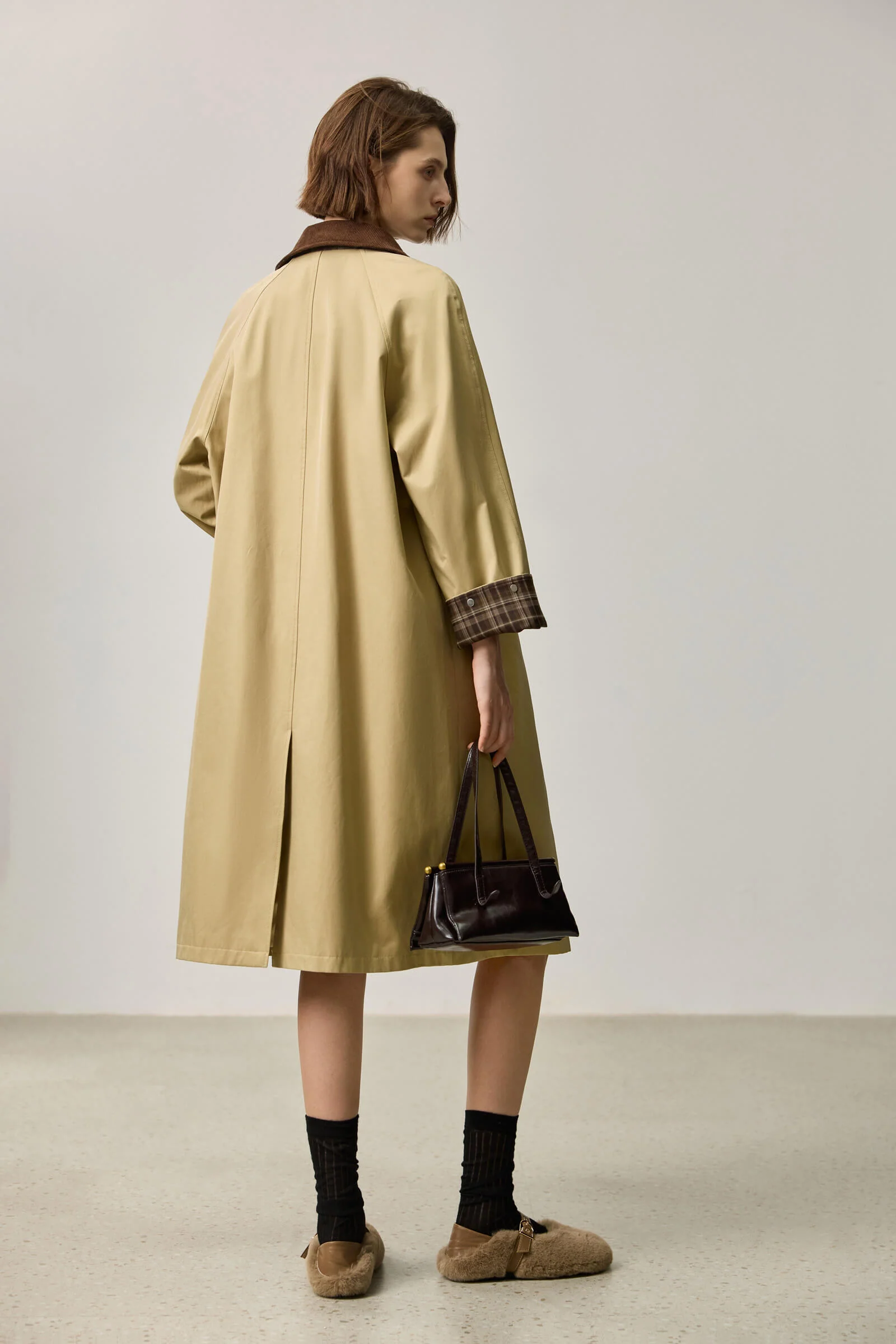 LILY Contrast-Collar Classic Trench Coat - Image 6