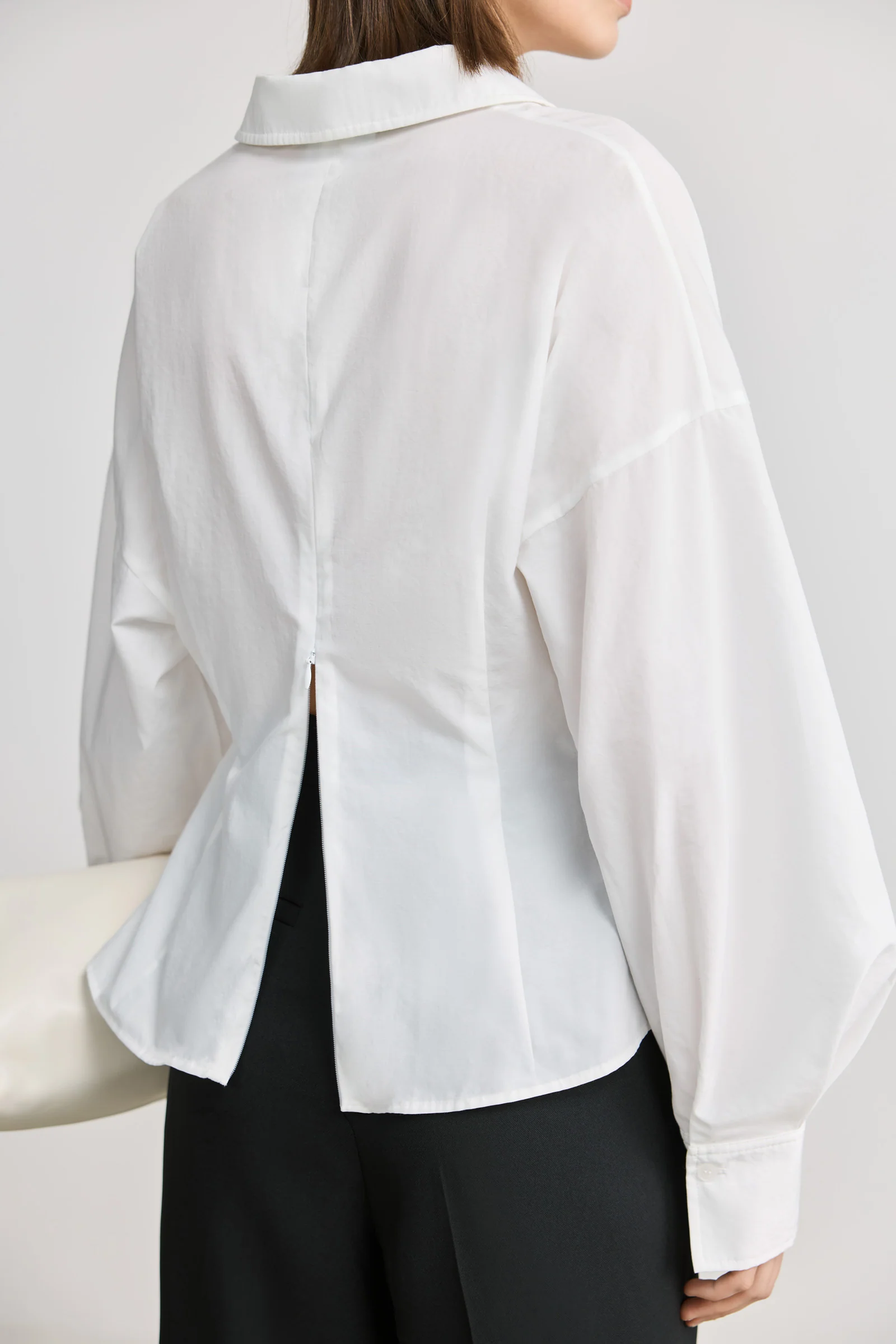 LILY Design Waist-Cinching White Pullover - Image 6