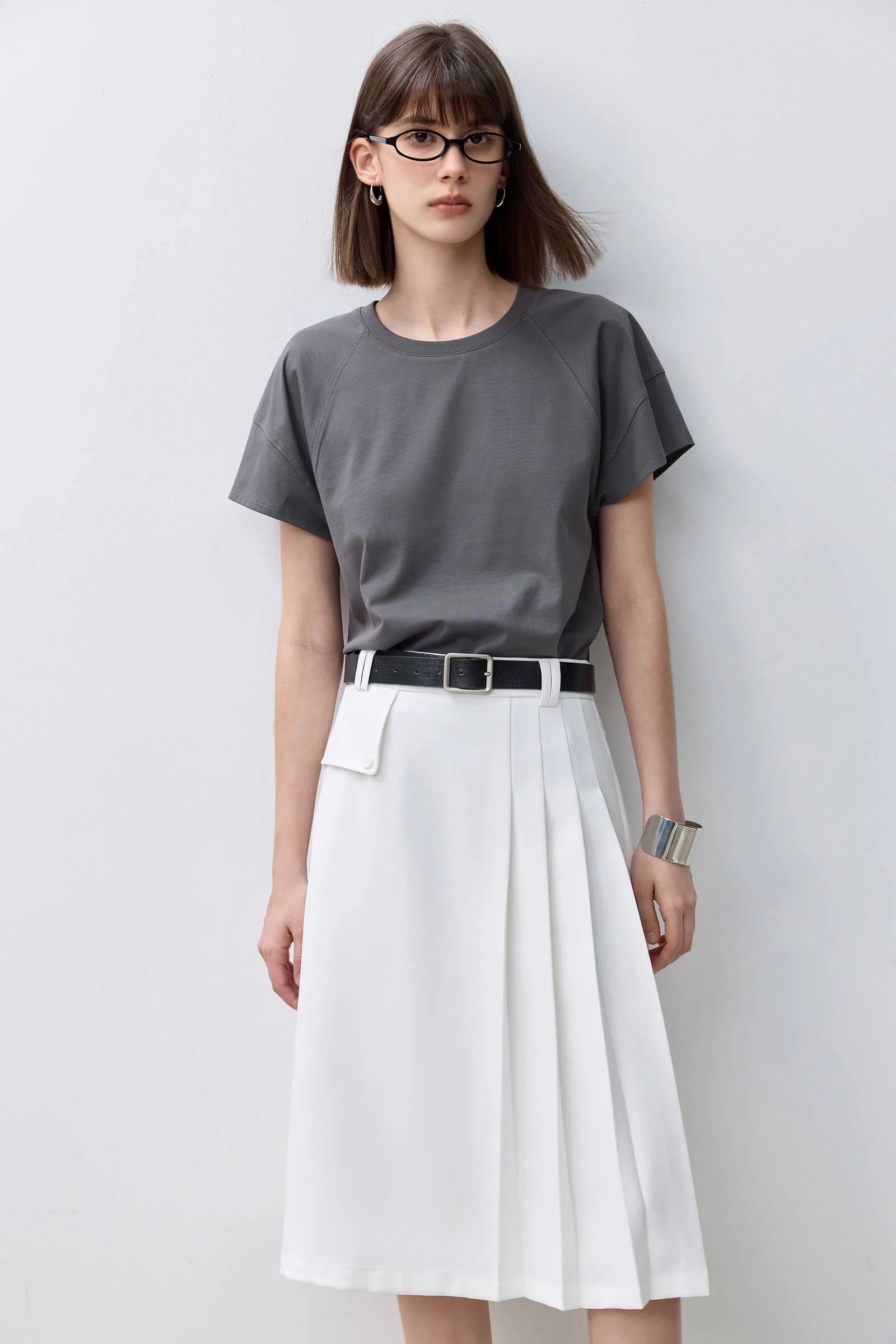 LILY Everyday Basic Versatile Short-Sleeve T-Shirt - Image 12