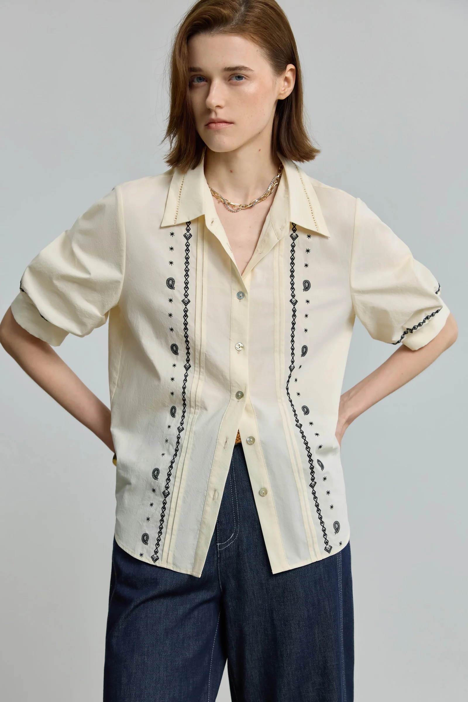 LILY French Contrast Embroidered Short-Sleeve Shirt - Image 6