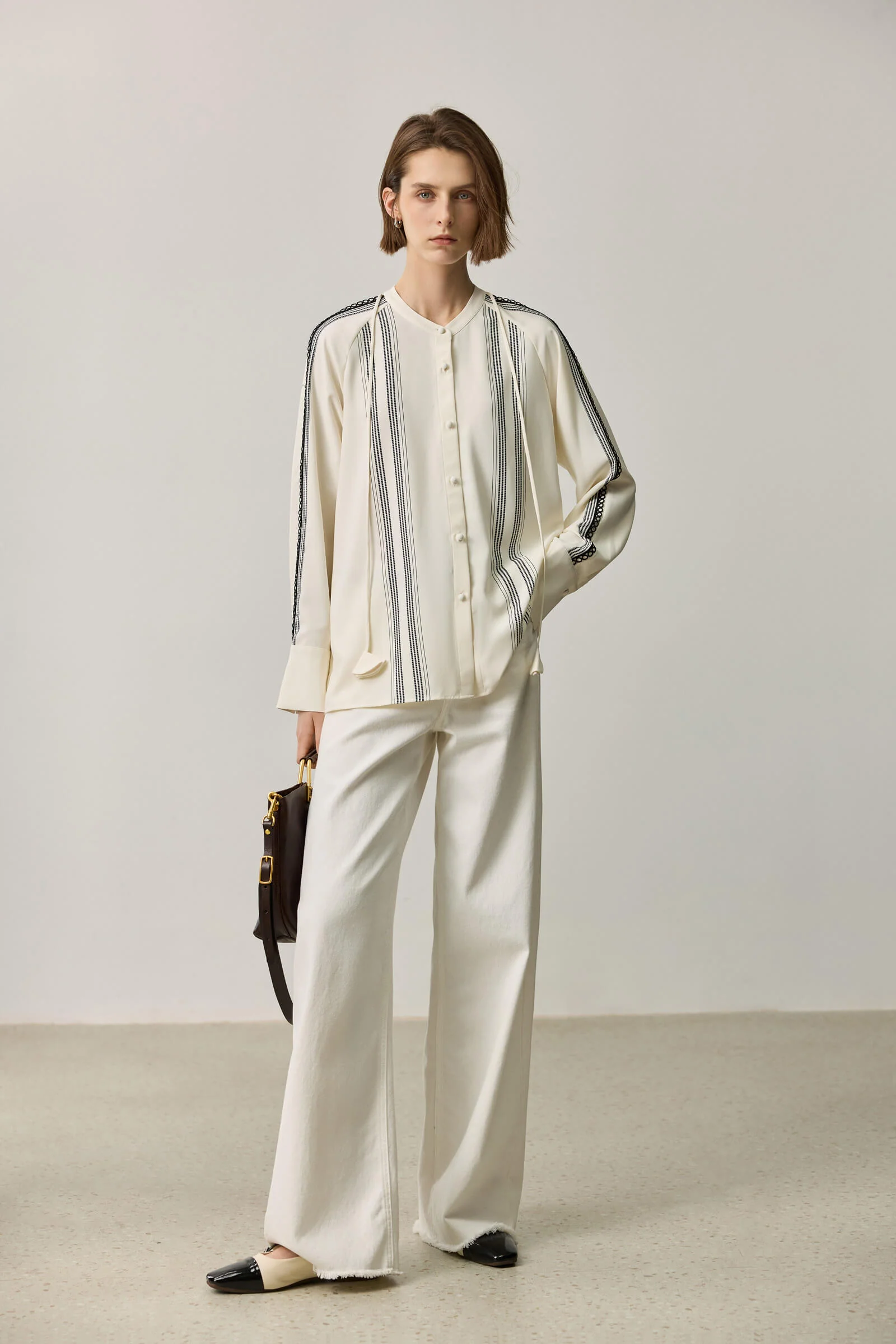 LILY French Holiday Lace Shirt - Image 3