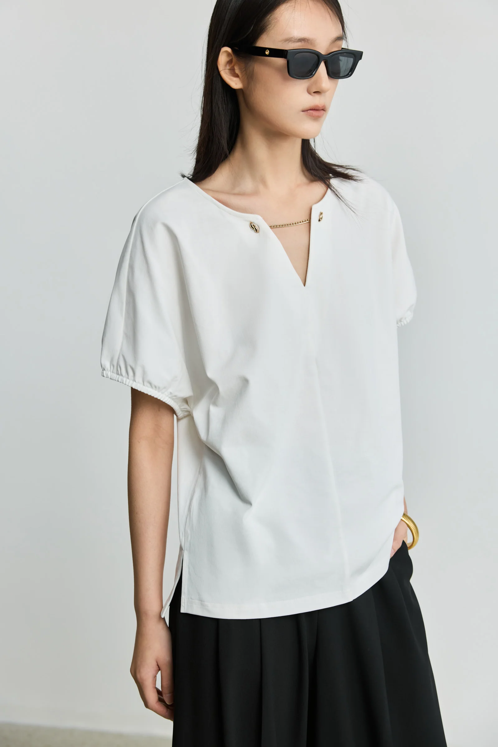LILY French V-Neck Short Sleeve Tee - Image 5