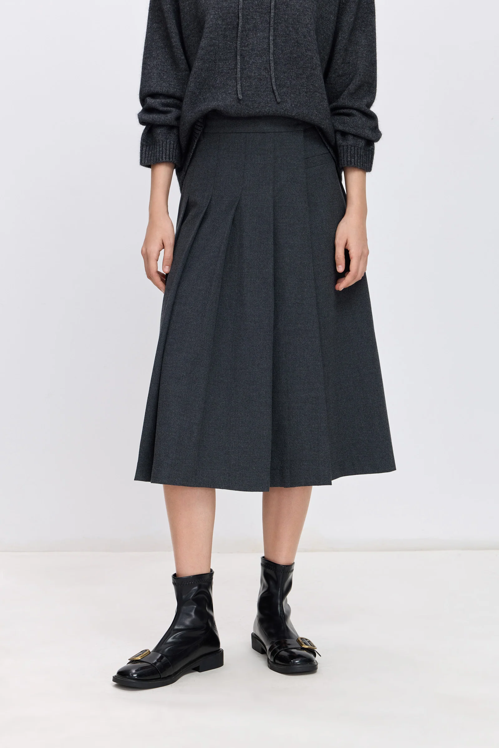 LILY Grey Plaid Asymmetric Pleated Skirt - Image 2