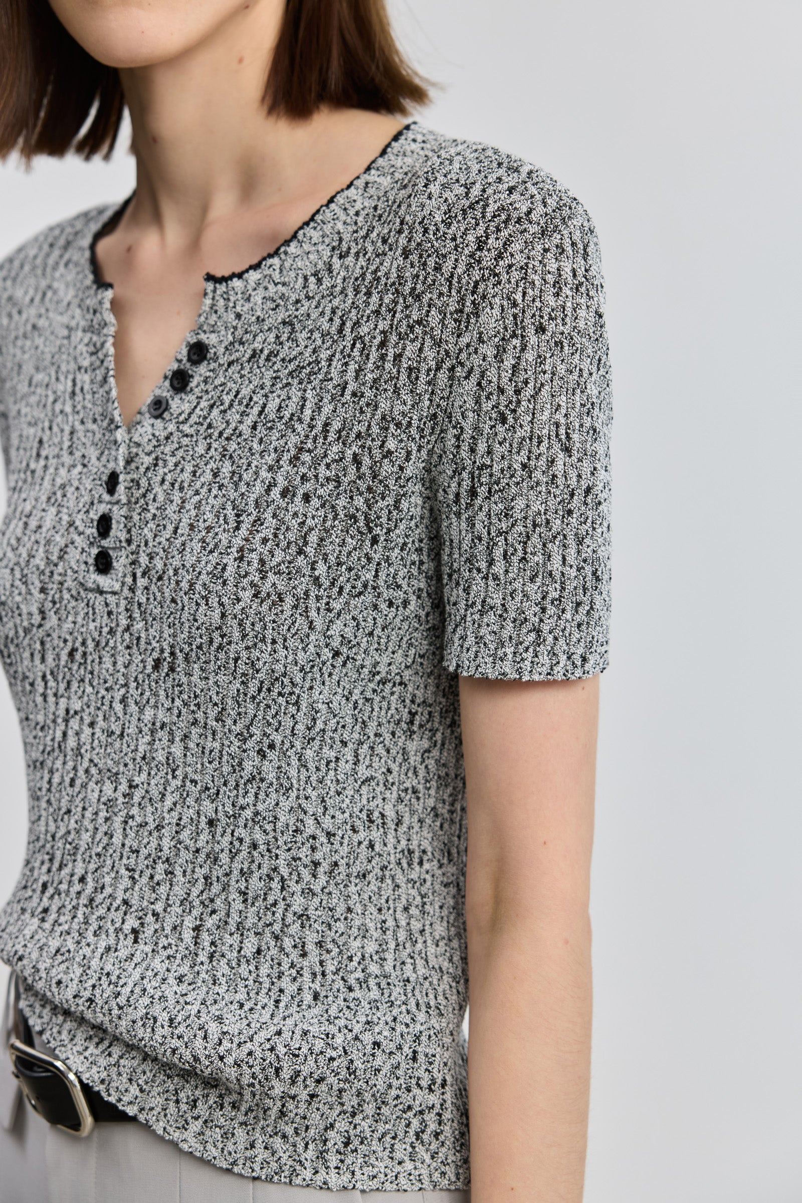 LILY Grey-Toned Casual Short-Sleeve Knit Top - Image 8
