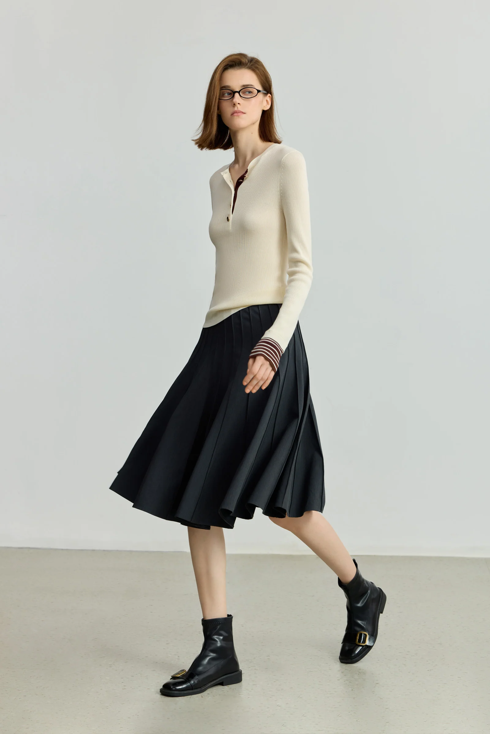 LILY Grey-Toned Preppy High-Waisted Pleated Mini Skirt - Image 3