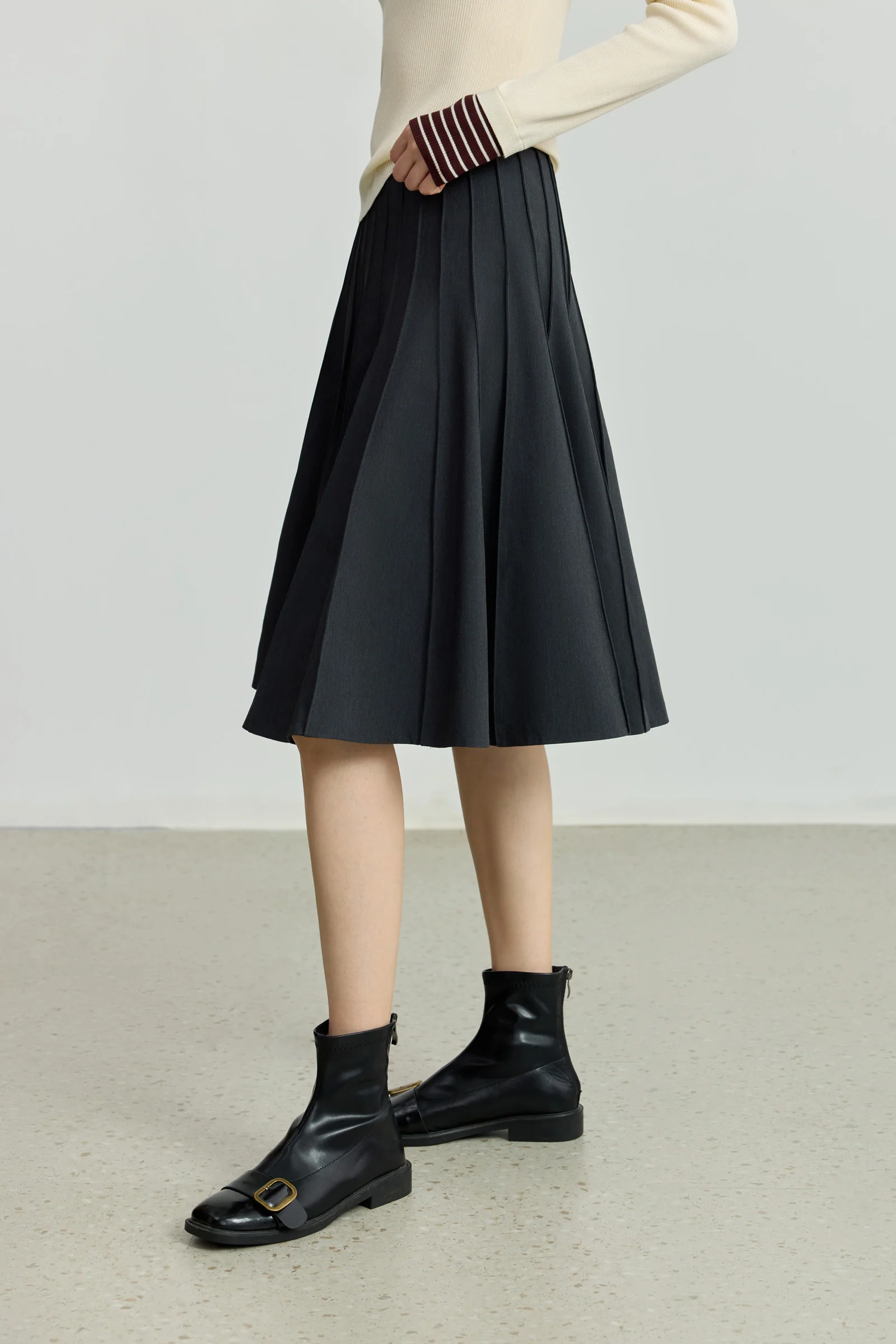 LILY Grey-Toned Preppy High-Waisted Pleated Mini Skirt - Image 7