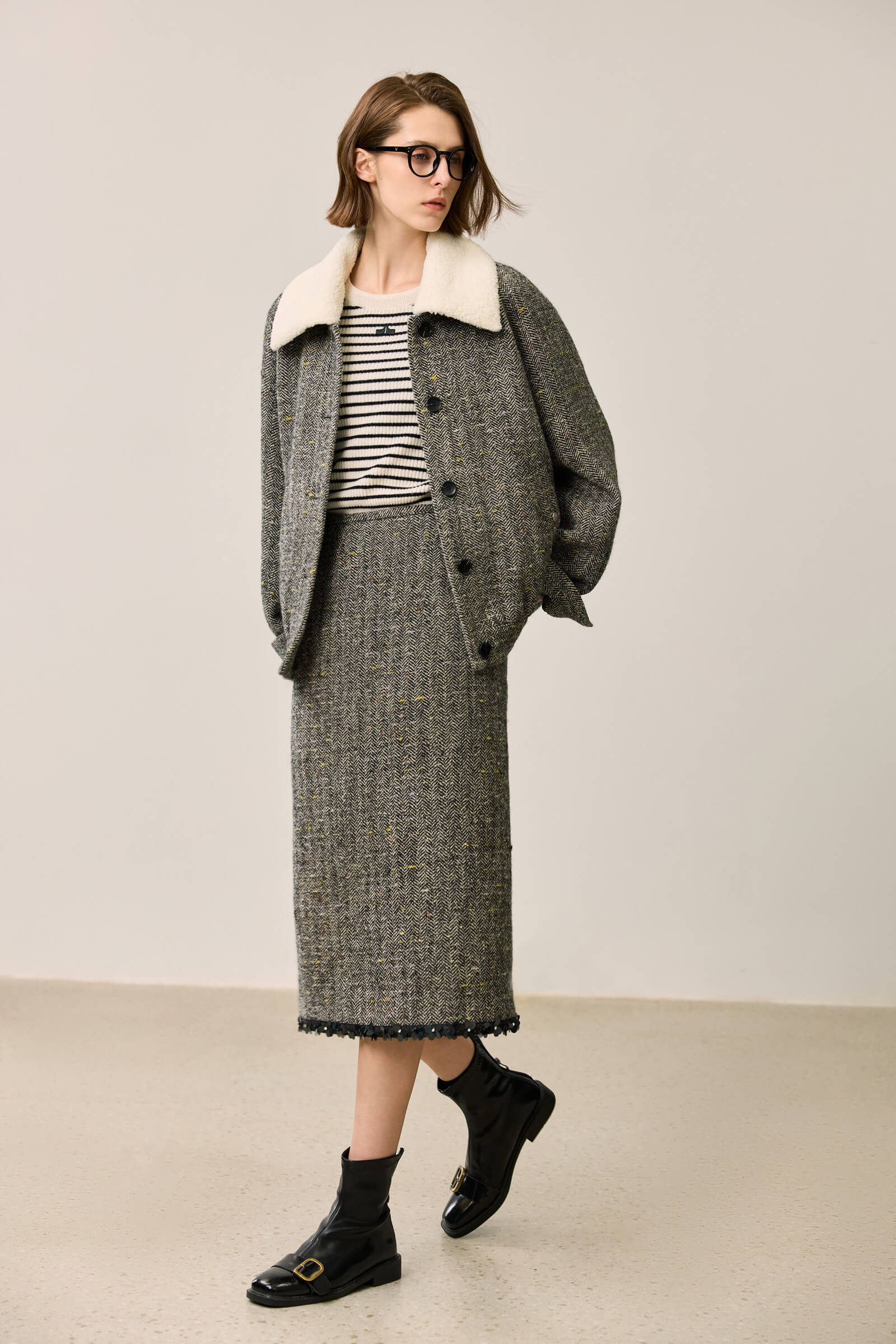 LILY Herringbone Textured Wool Coat - Image 3