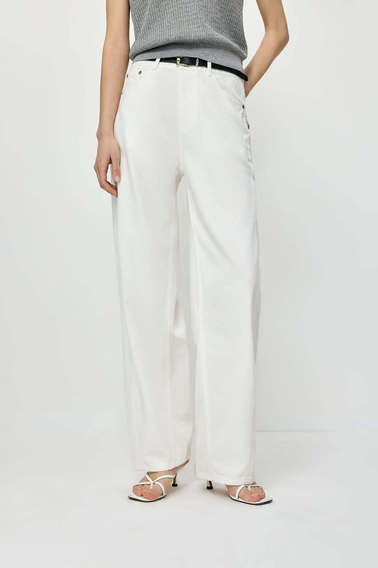 LILY Lyocell-Blend Straight-Leg Jeans - Image 9