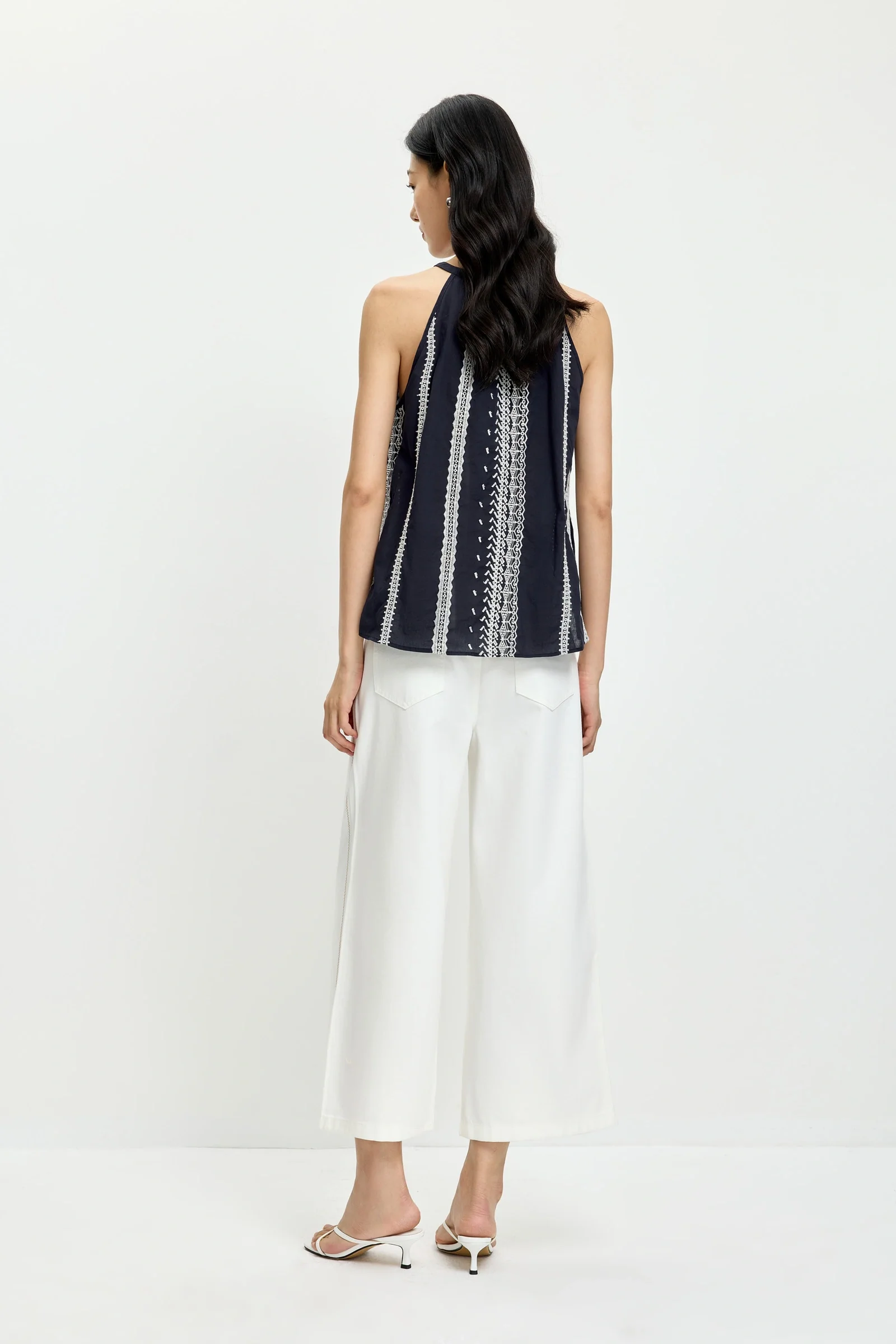 LILY Lyocell-Cotton Straight-Leg Cropped Jeans - Image 4