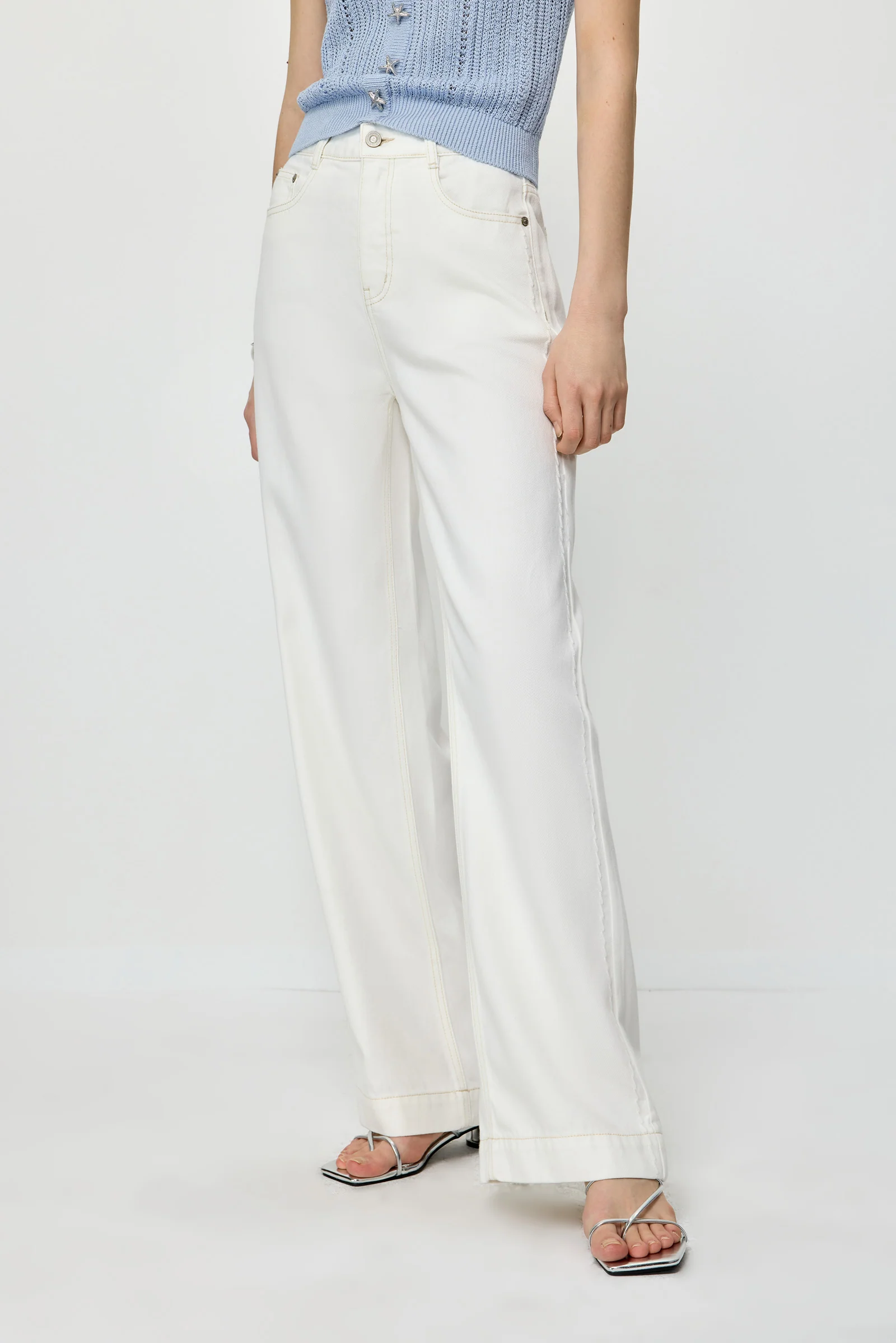 LILY Lyocell-Cotton Wide-Leg Jeans - Image 5