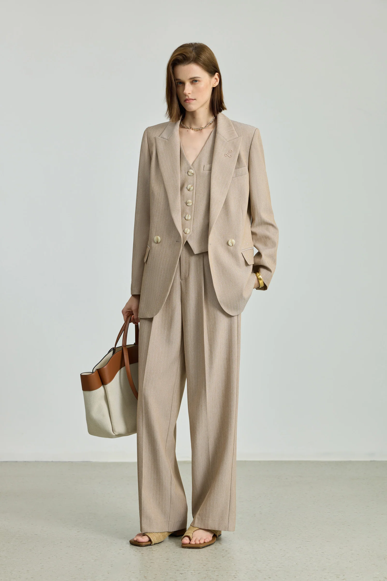 LILY Old Money Style Peak-Lapel Blazer - Image 3