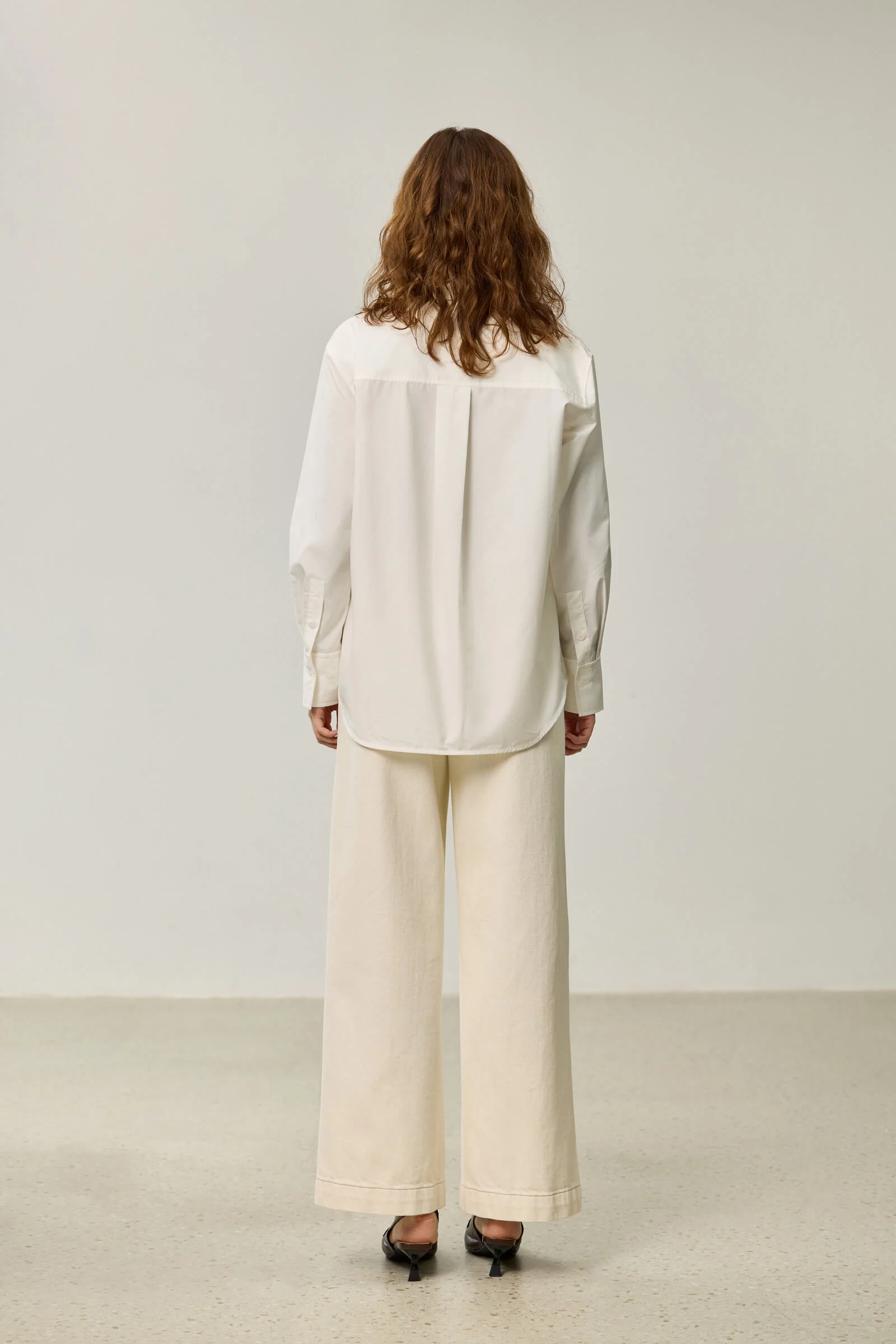 LILY Simple Comfortable Office Shirt - Image 6