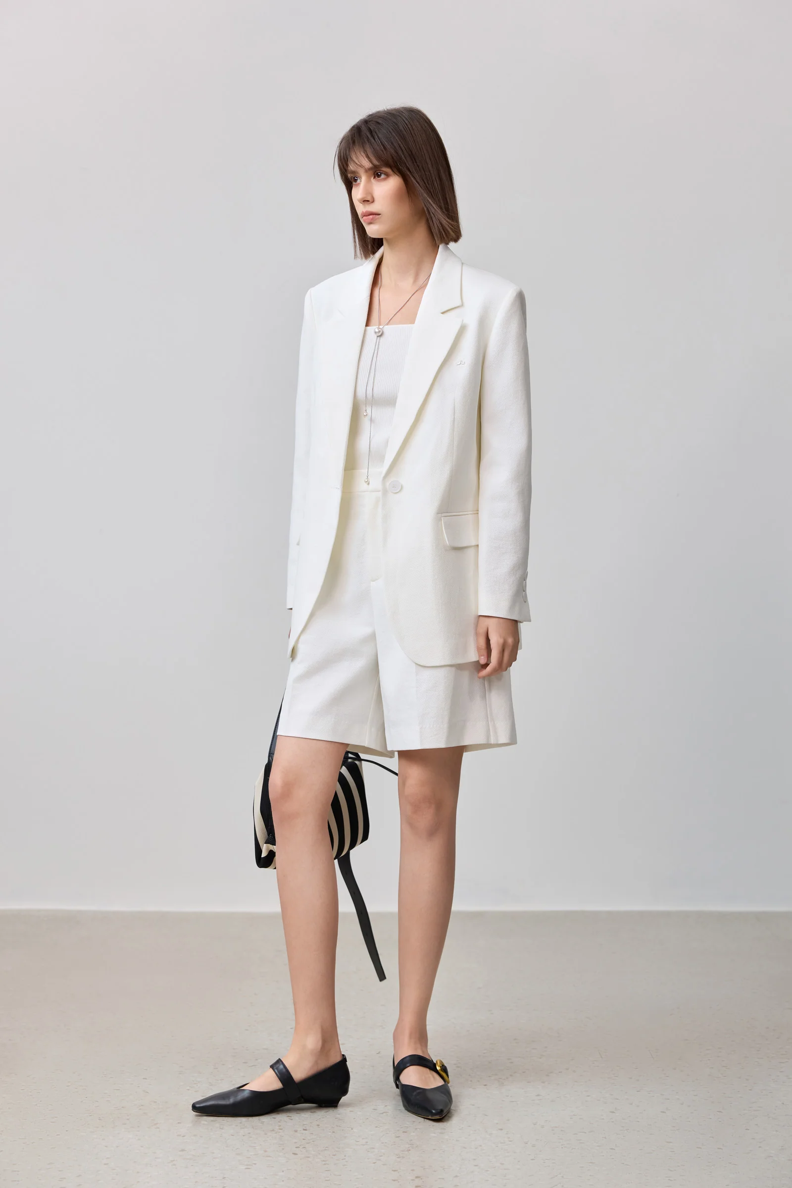 LILY Structured Shoulder Office Blazer - Image 3