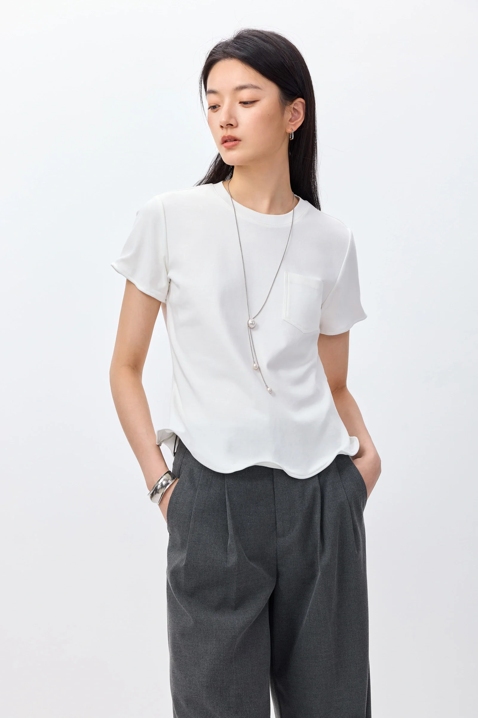 LILY Twist-Detail Short-Sleeve Tee - Image 20