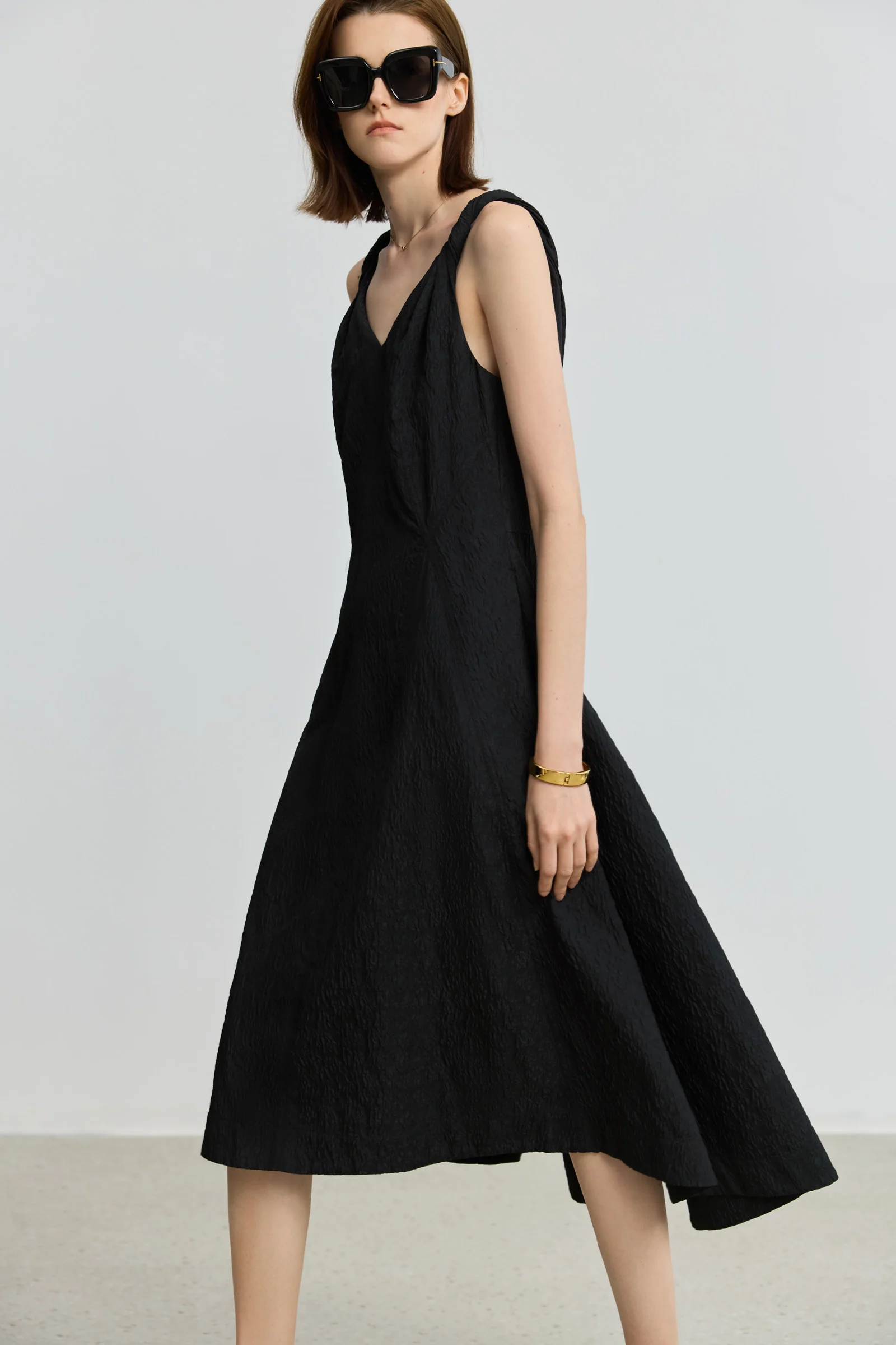 LILY V-Neck Fitted Midi Dress - Image 6