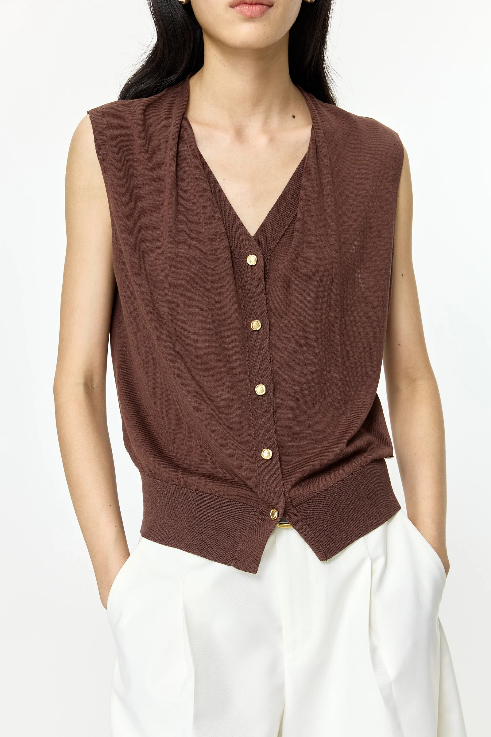 LILY V-Neck Sleeveless Knit Vest - Image 17