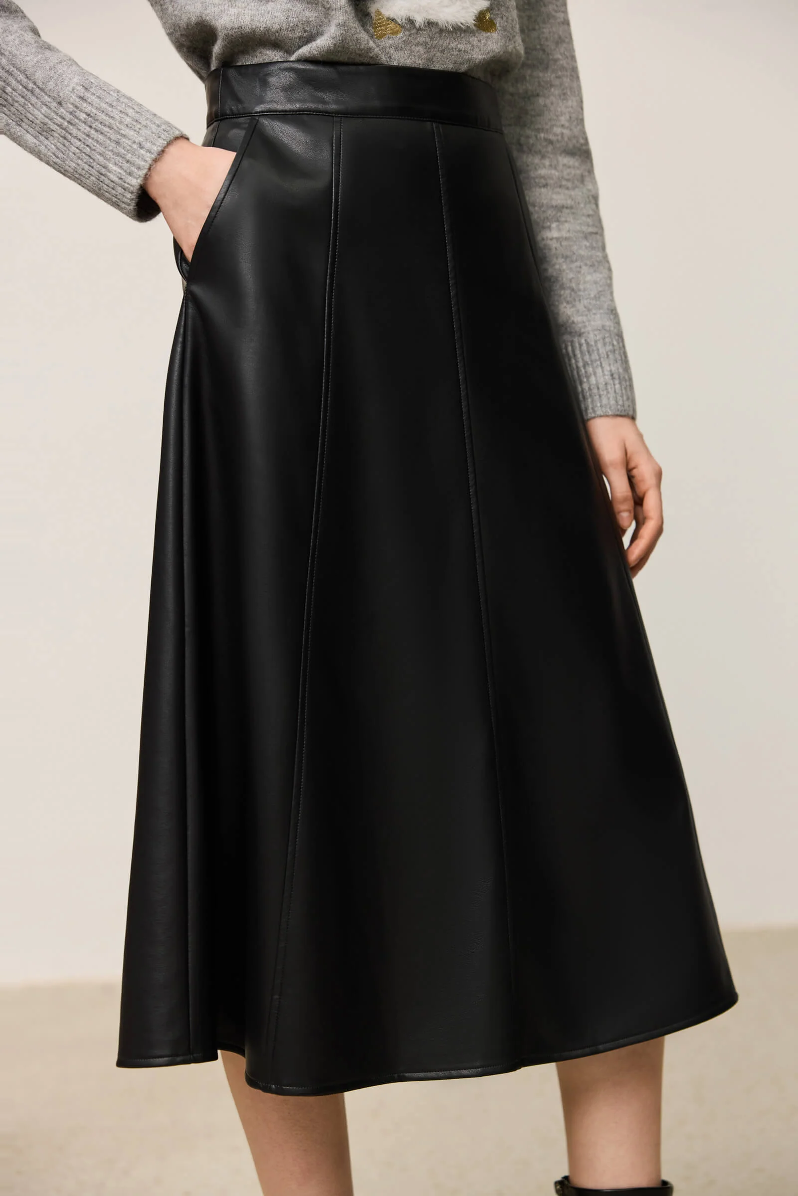 LILY Vintage Minimalist Draped Leather Skirt - Image 6