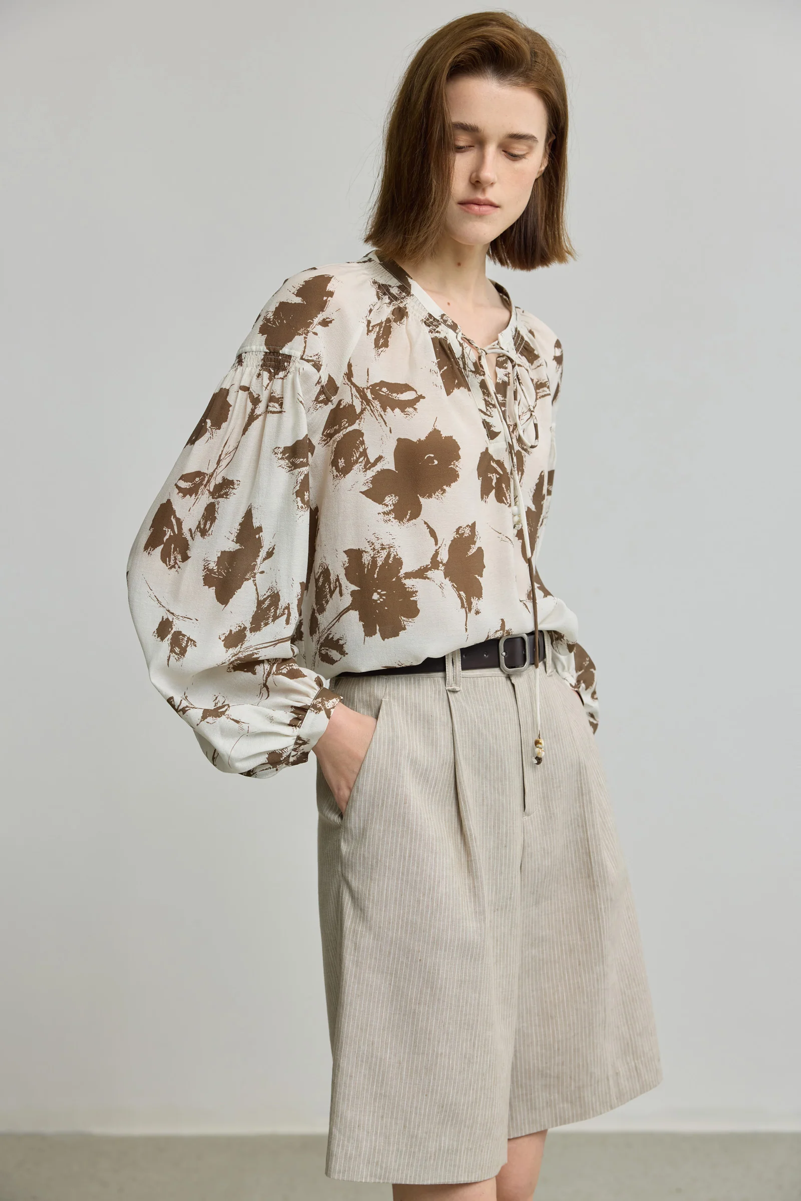 LILY Vintage Print Relaxed Pullover Top - Image 5