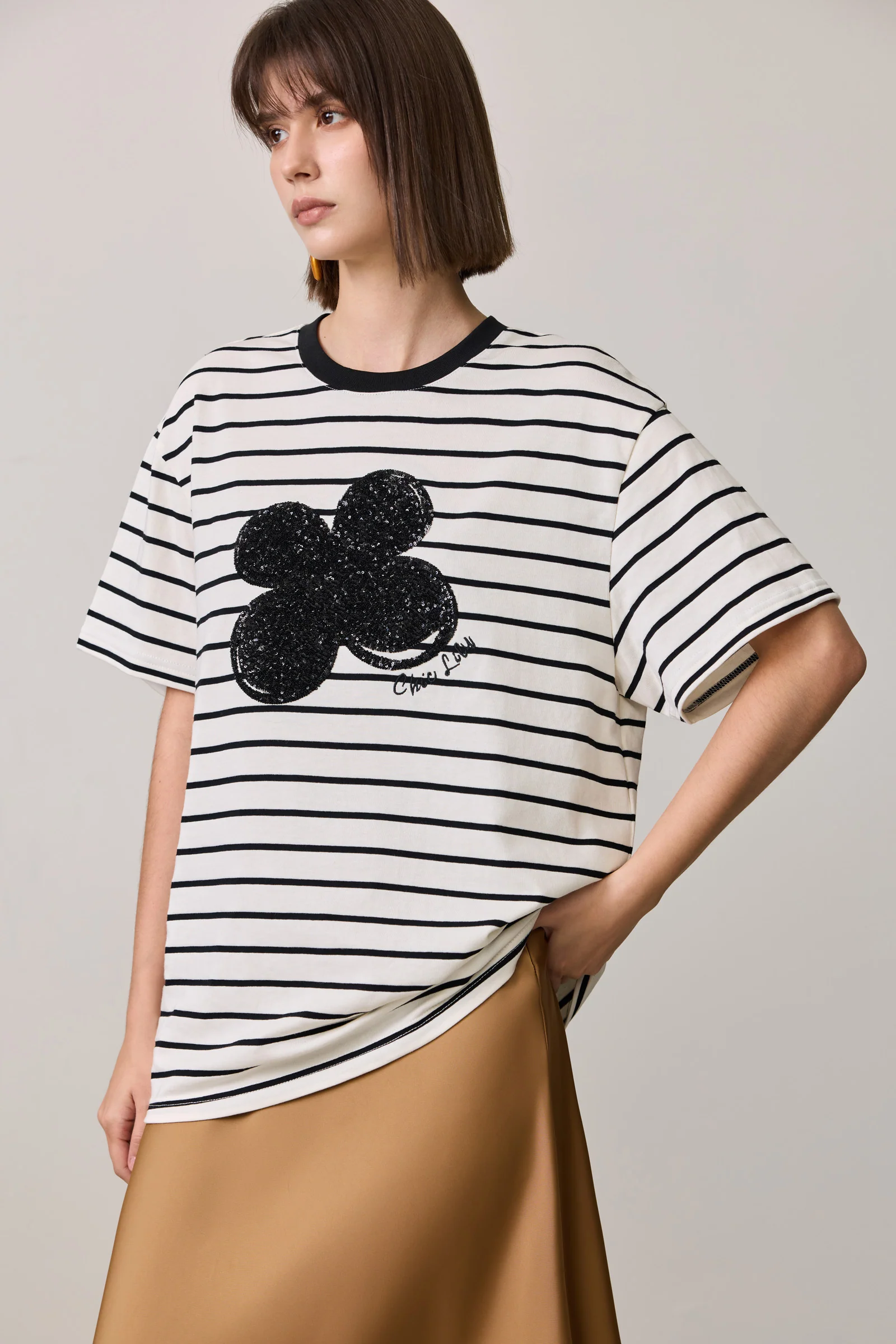 [Lucky Flowers] LILY Sequin Stripe T-Shirt - Image 11