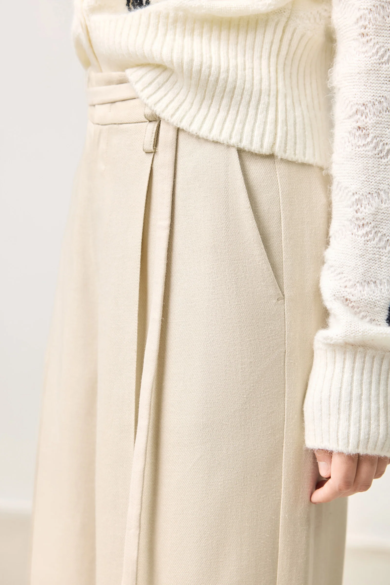 [Master Tailoring] LILY Draped Wide-Leg Trousers - Image 5