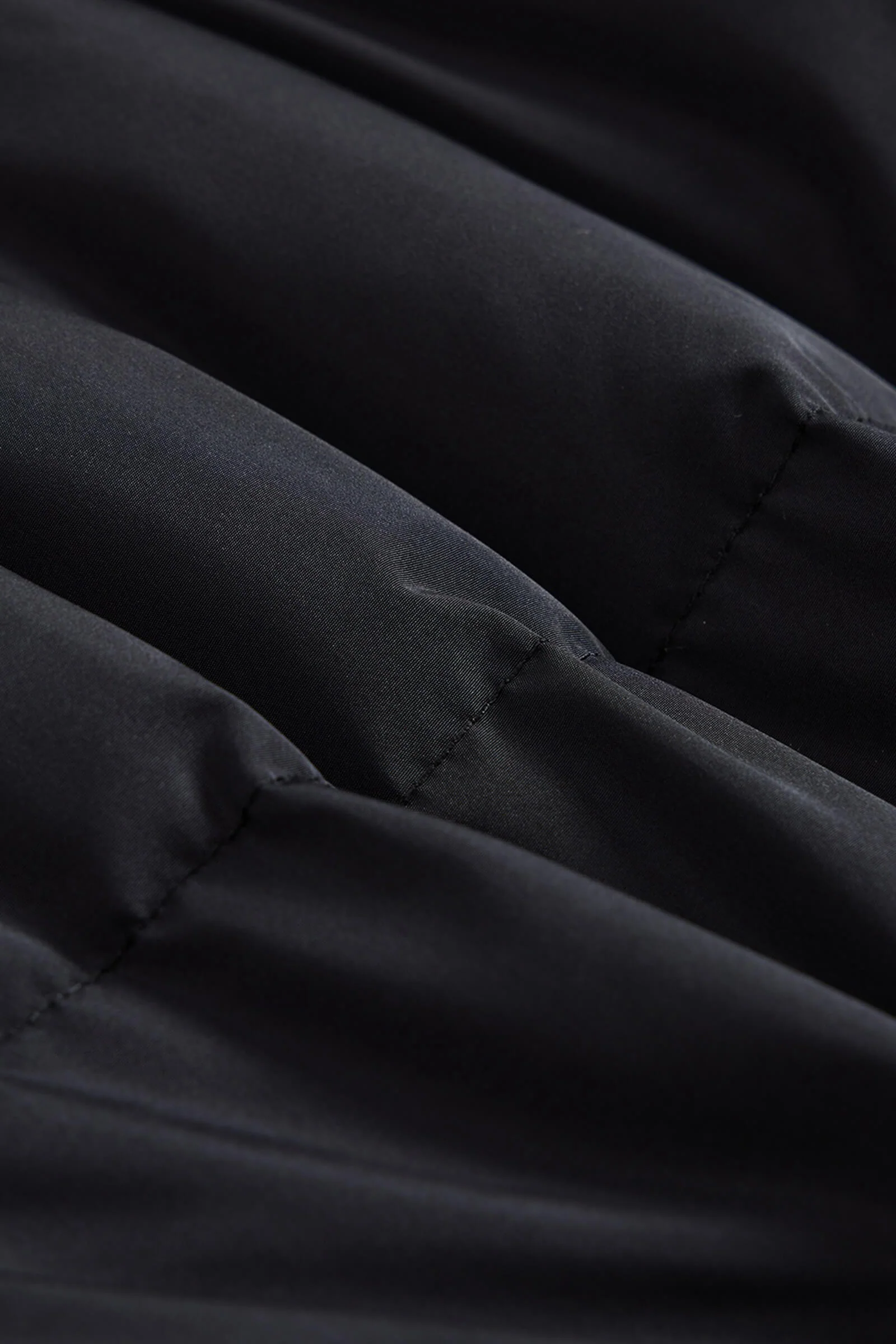 Suit-Style Puffer Jacket with Pockets - Image 7