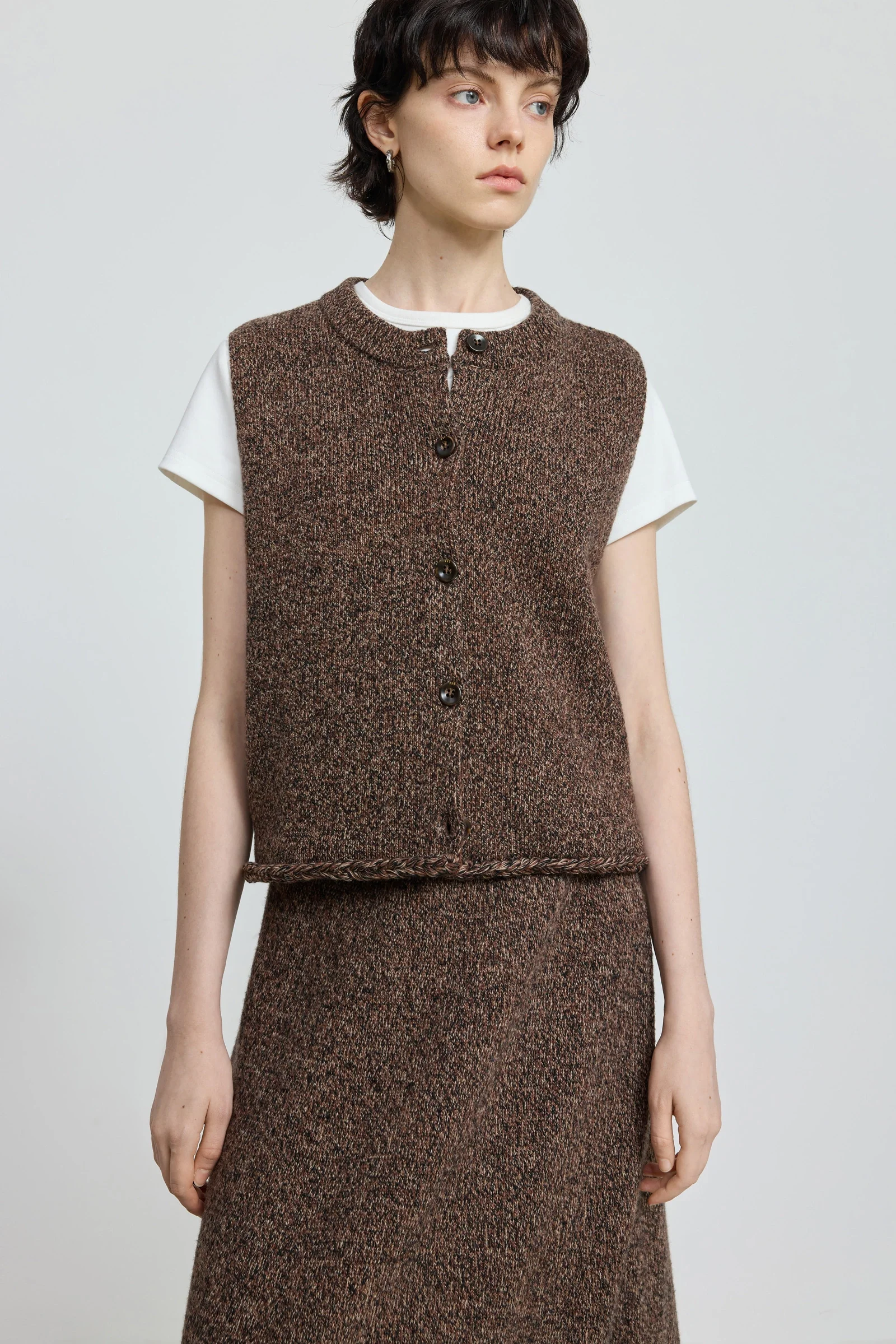 Wool-Blend Cable Knit Vest - Image 5