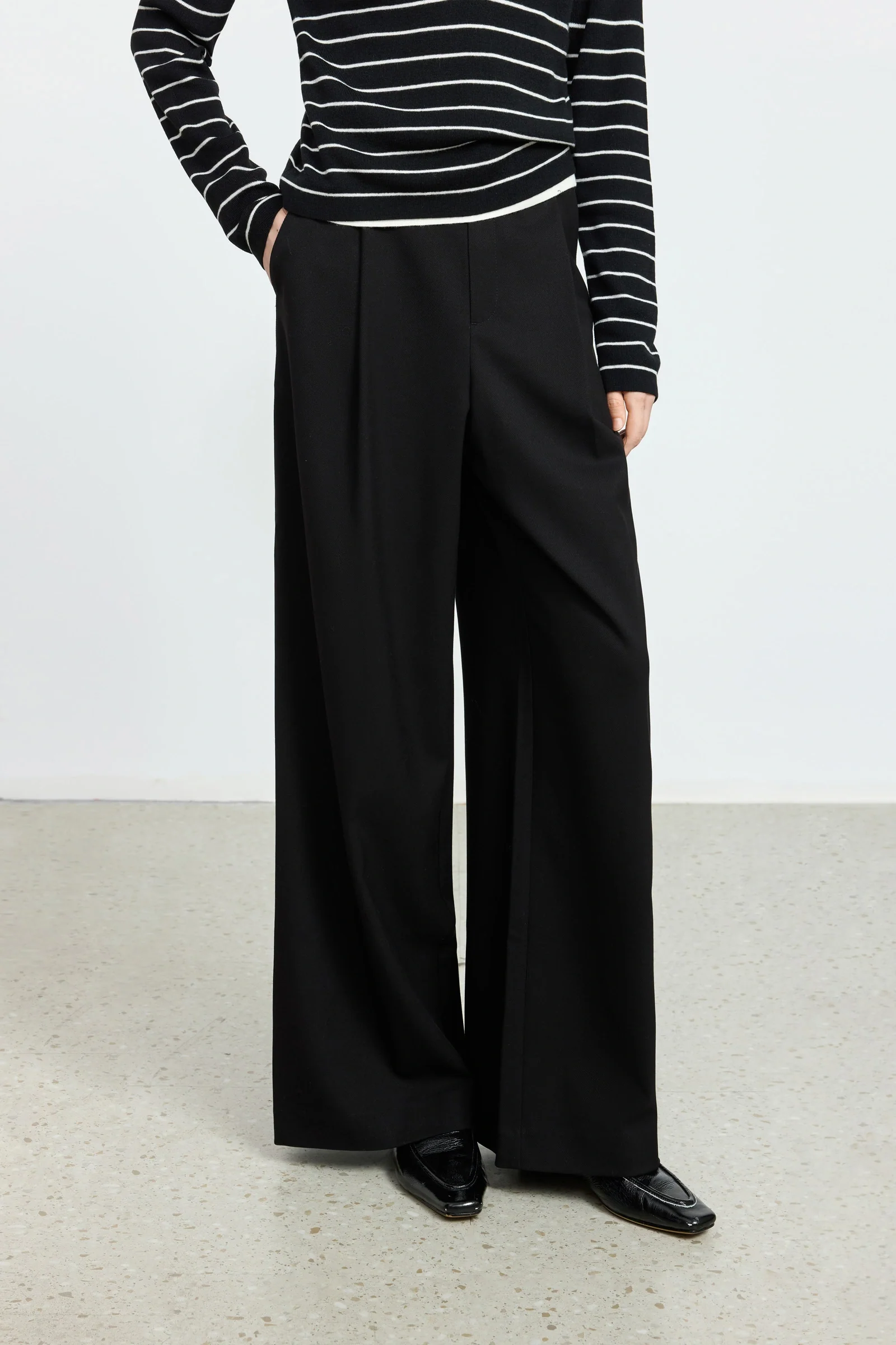 Wool-Blend High-Rise Wide-Leg Pants - Image 5