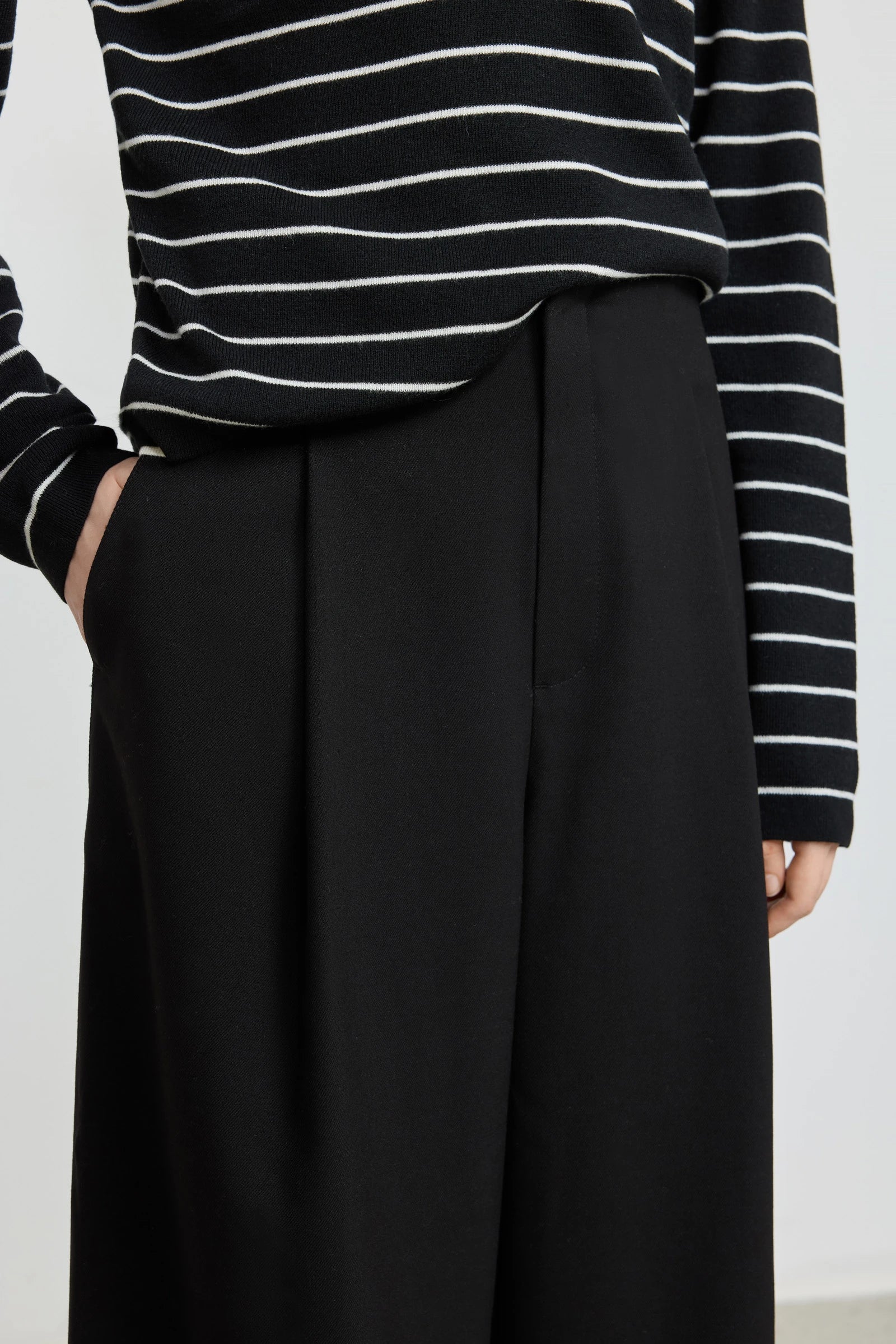 Wool-Blend High-Rise Wide-Leg Pants - Image 7