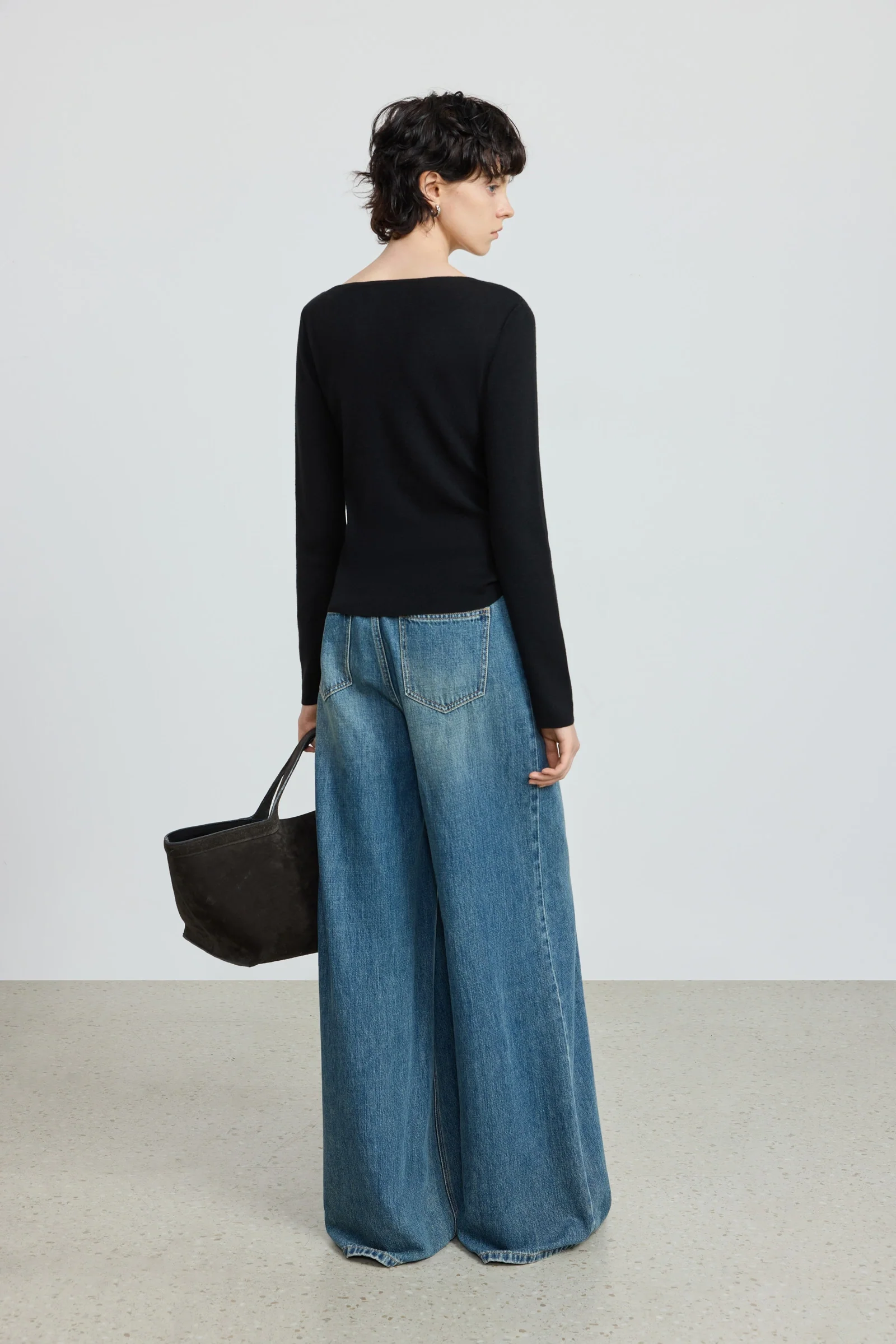 Wool-Blend Knotted Sweater - Image 11