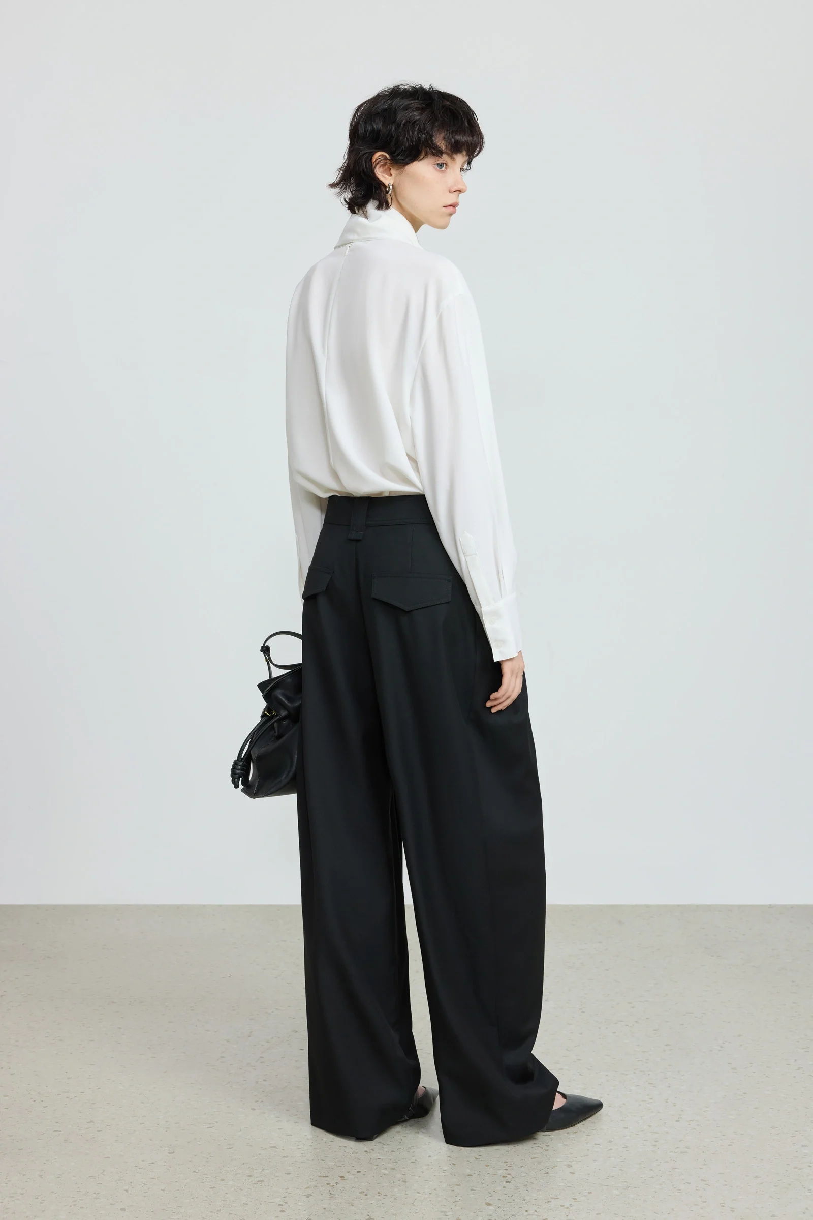 Wool-Blend Pleated Wide-Leg Pants - Image 5