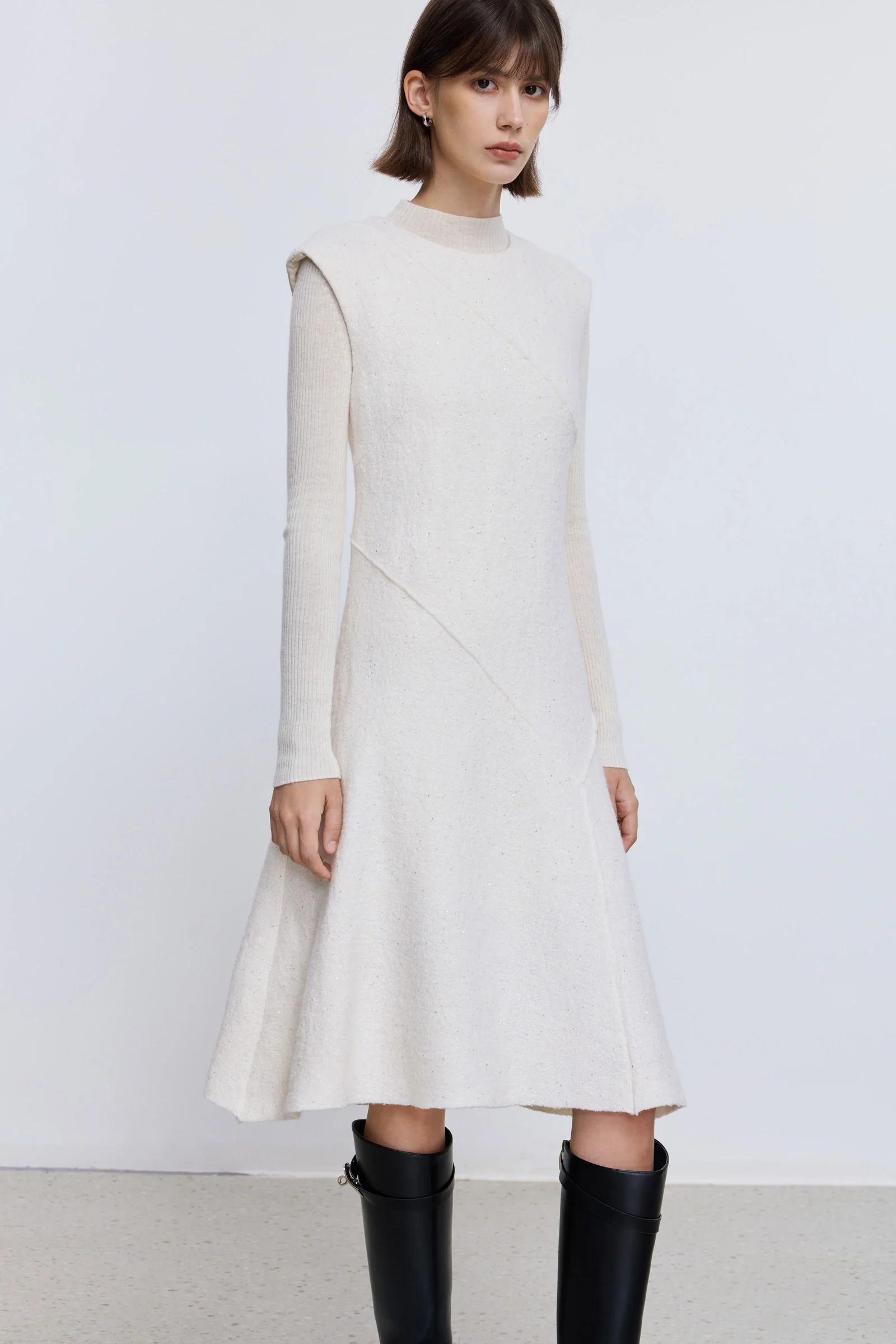 Wool-Blend Sleeveless Knit Dress - Image 5